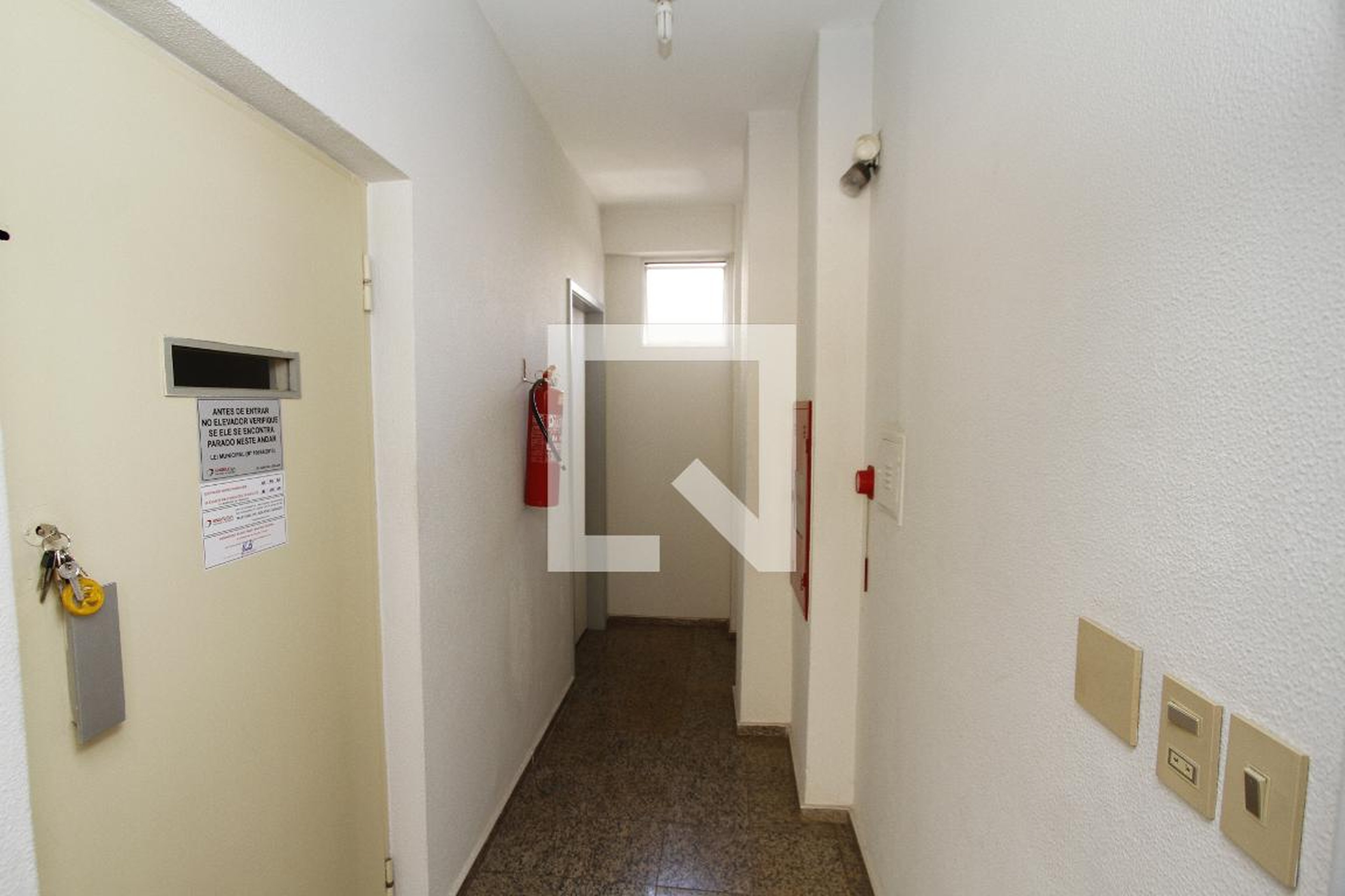 ELEVADOR - 