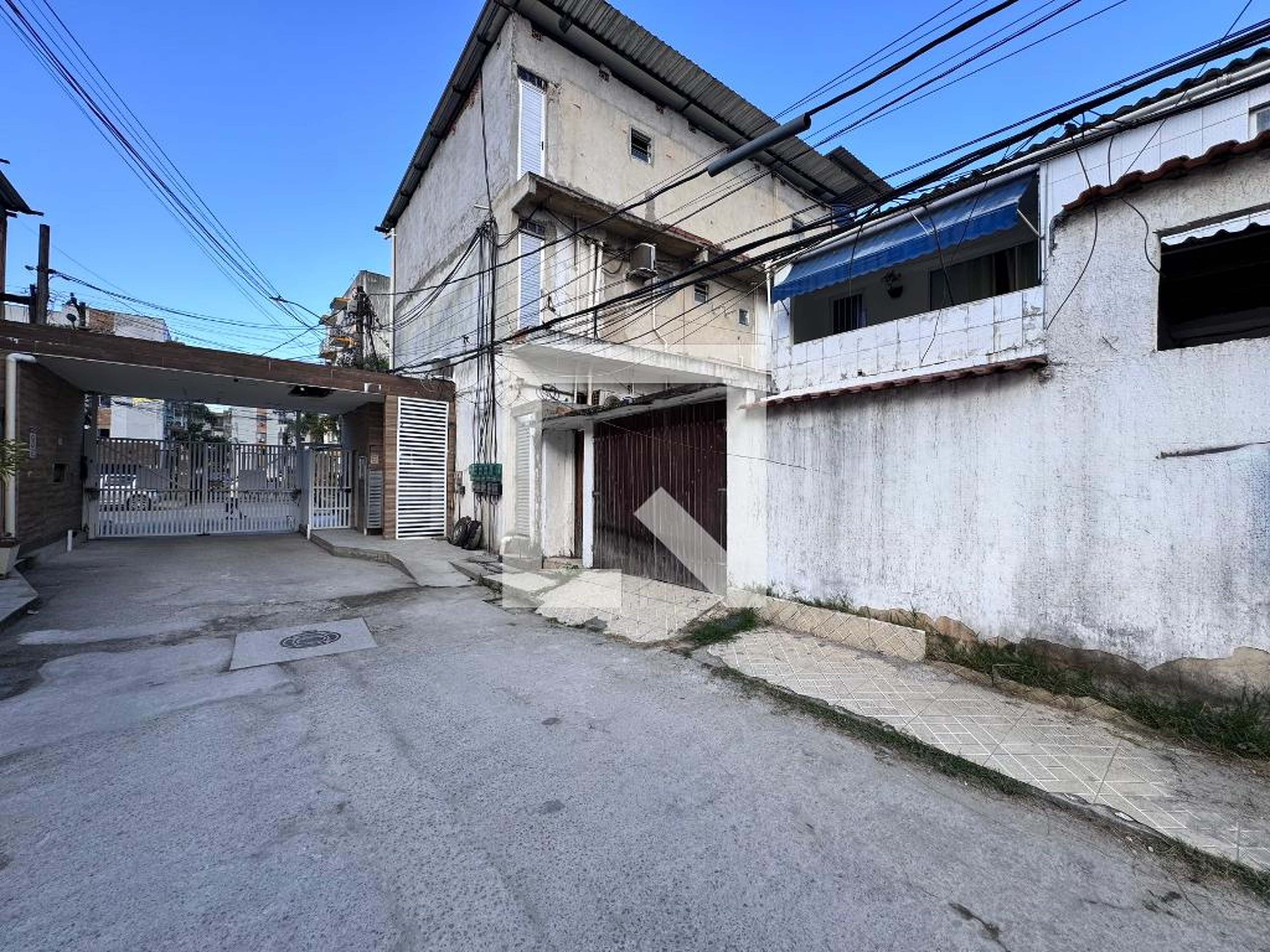 Fachada Condomínio em Rua Professor Silvio Elia, 360