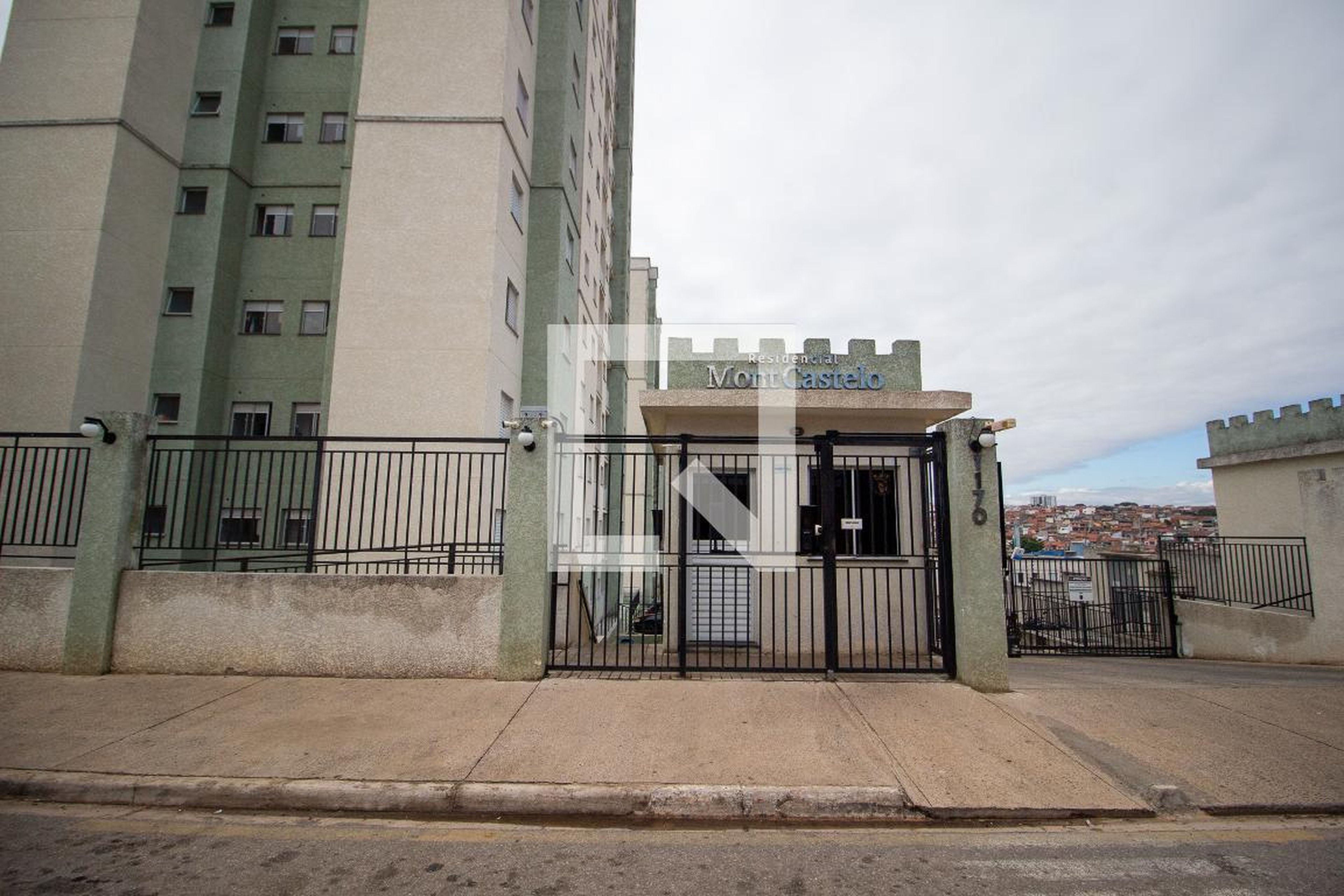 Fachada Residencial Monte Castelo