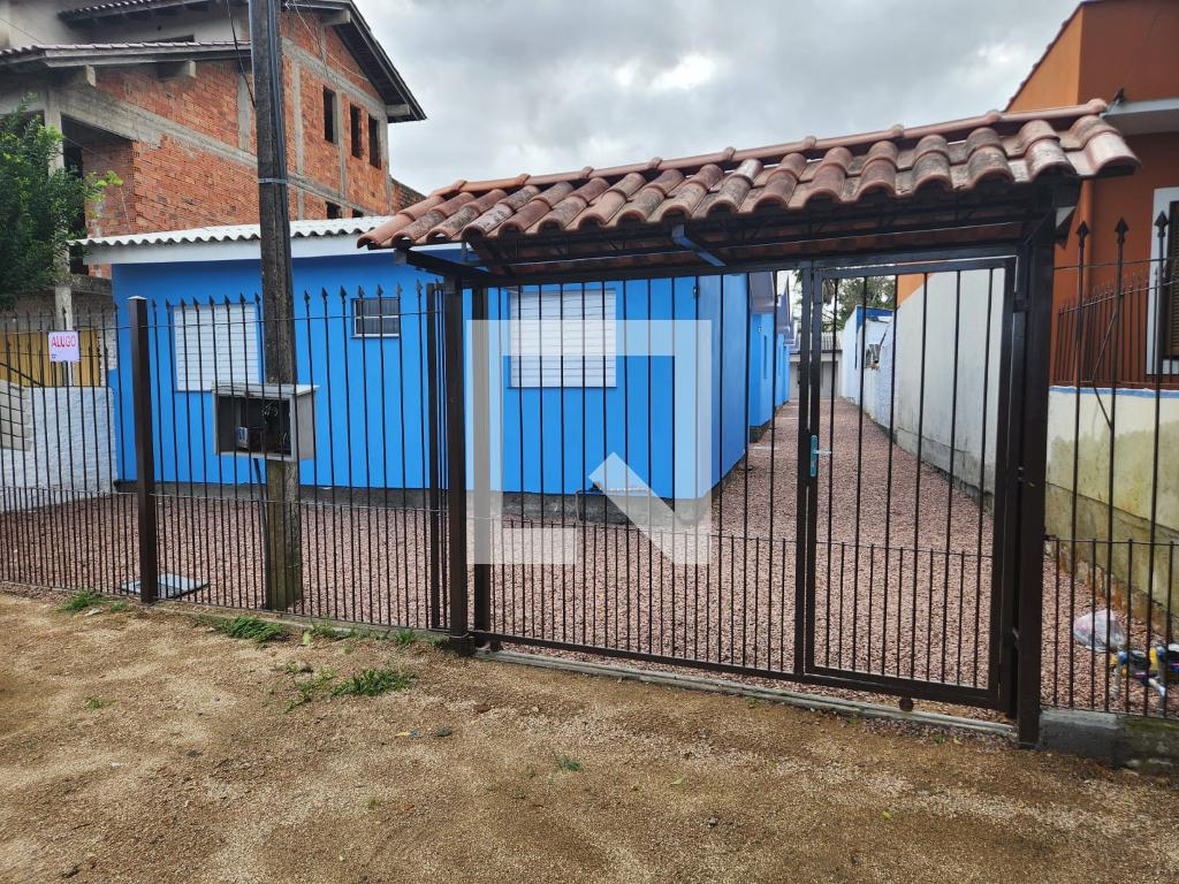 Fachada Condomínio em Rua Eustáquio Inácio da Silveira, 488