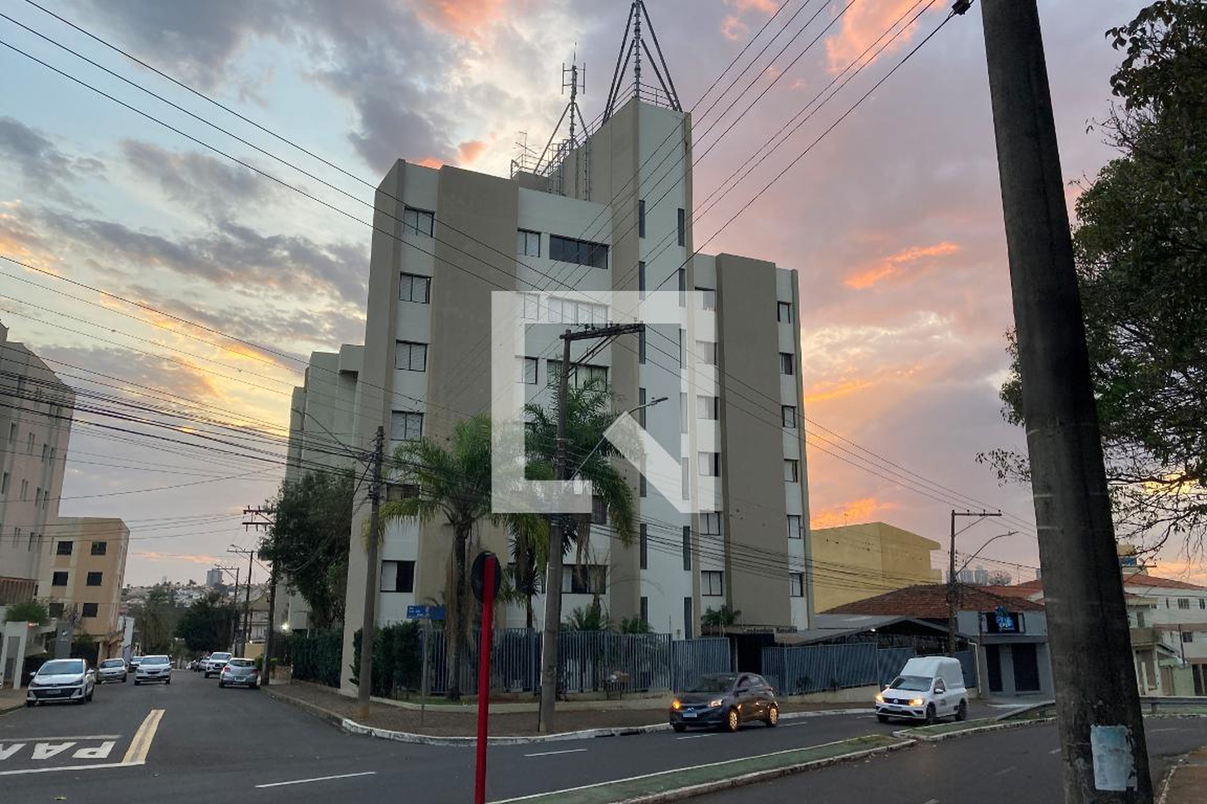Fachada Condomínio em Rua Miguel Petroni, 339
