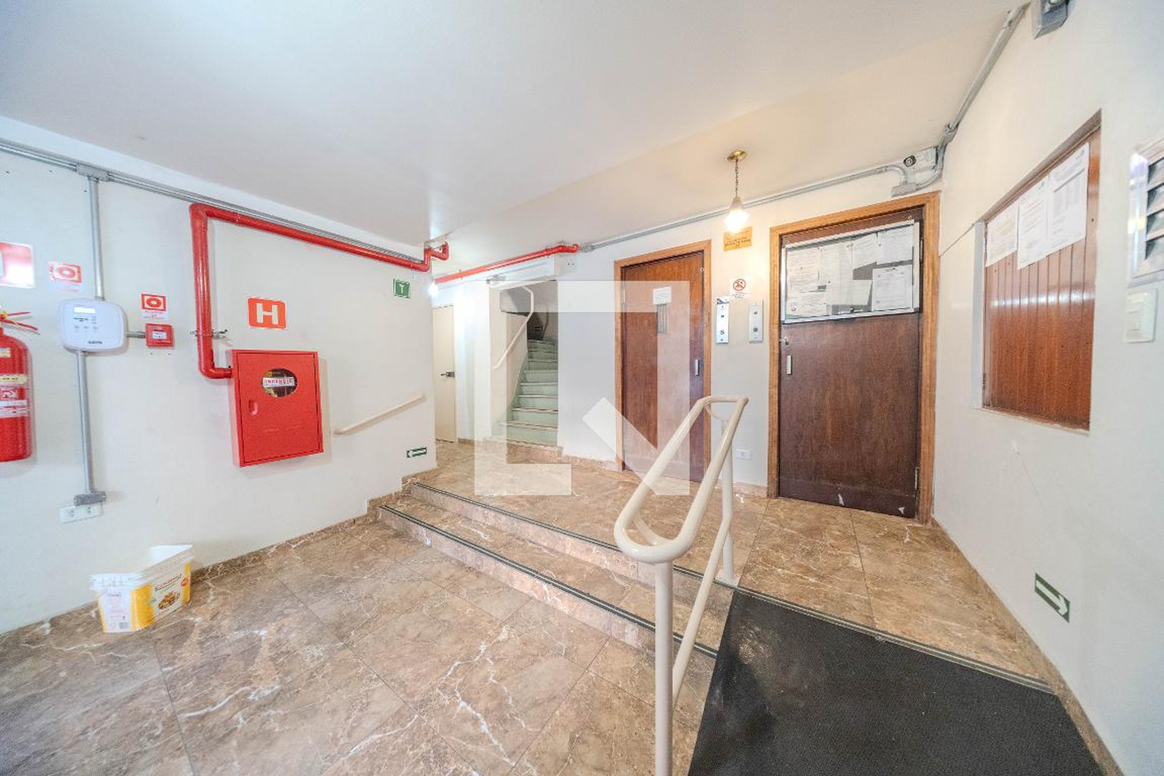 Hall de entrada - Edifício Zuliuba