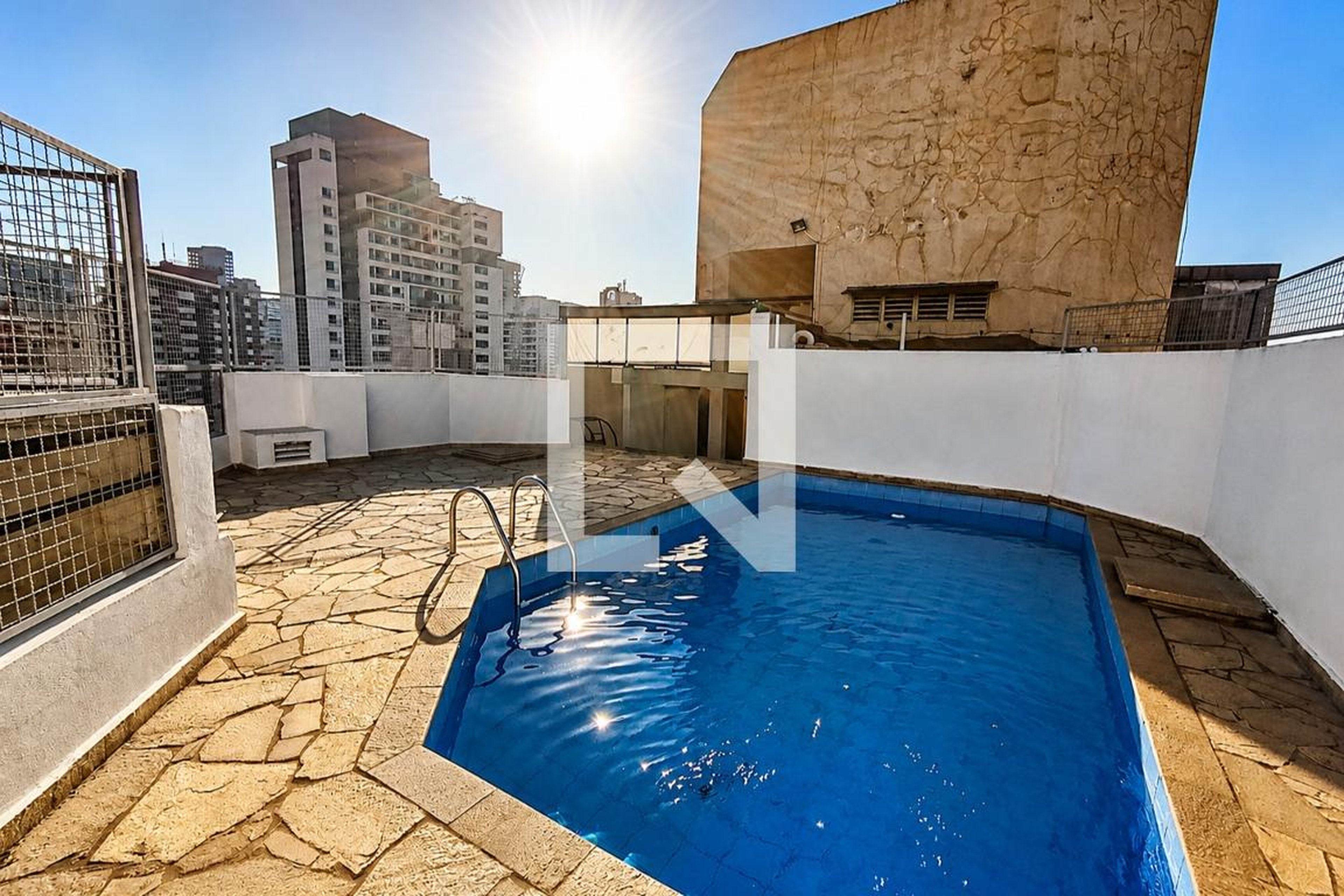 Piscina - Central Studium