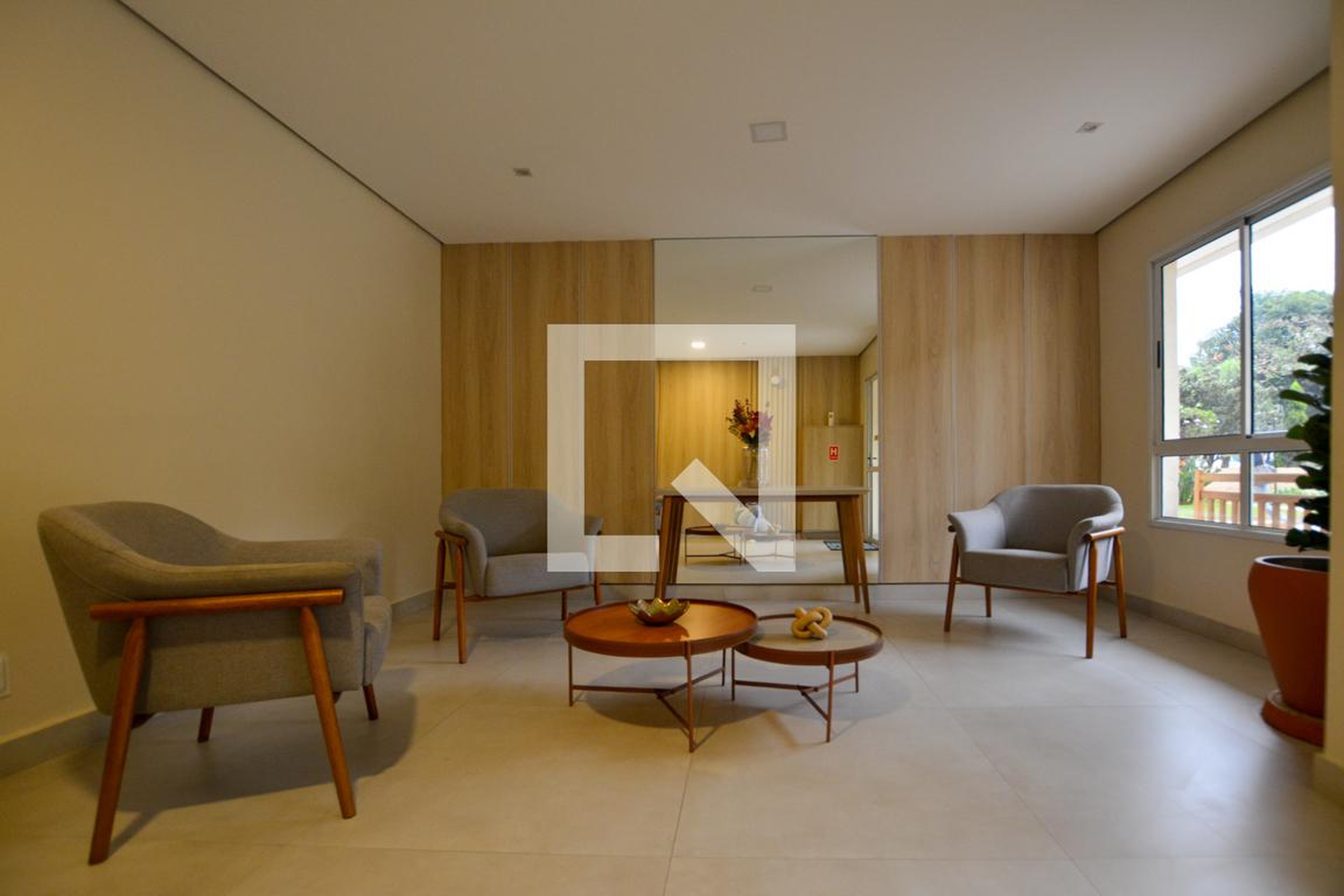 HALL - Prime Residence