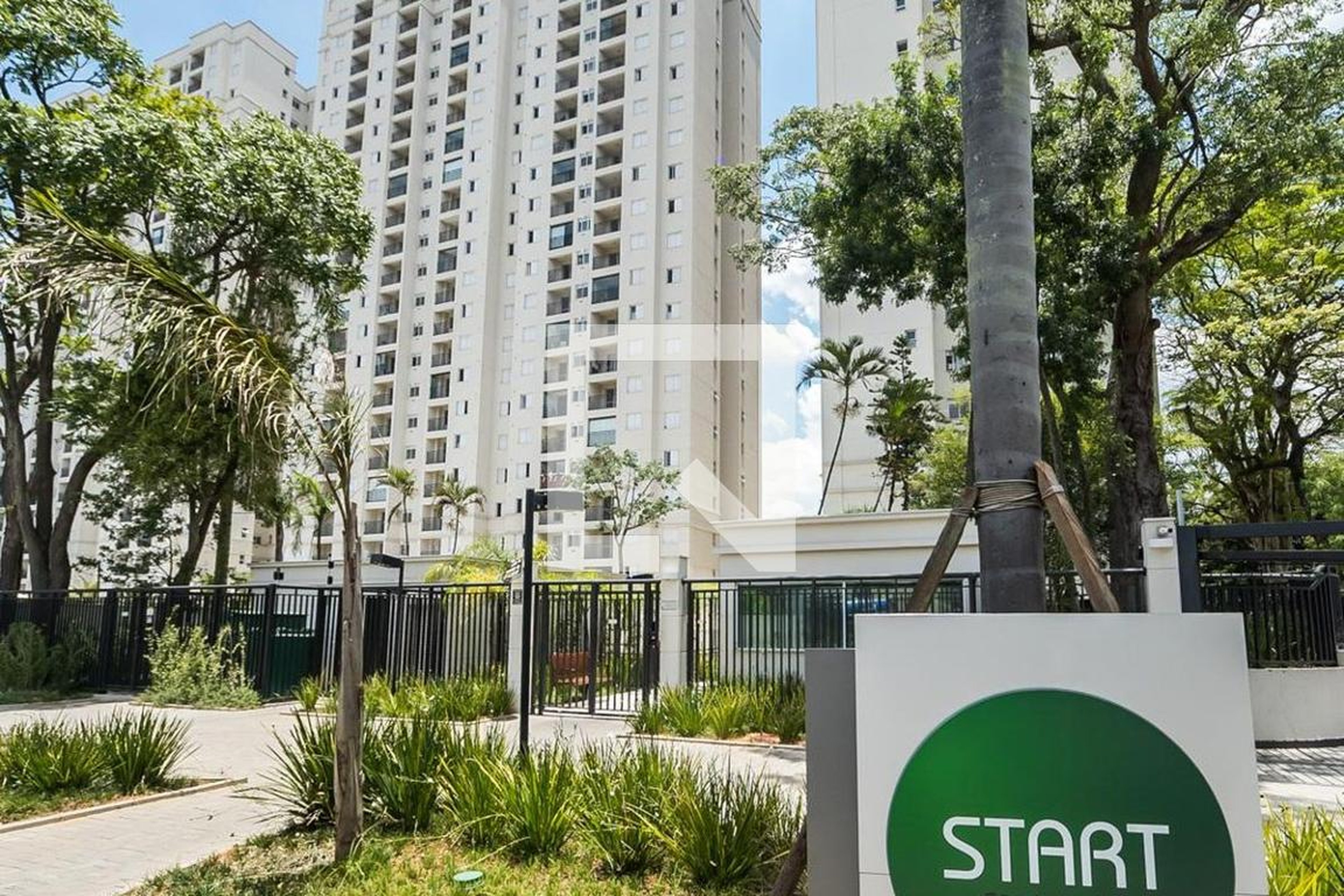 Fachada Condomínio Start Jardim Clube