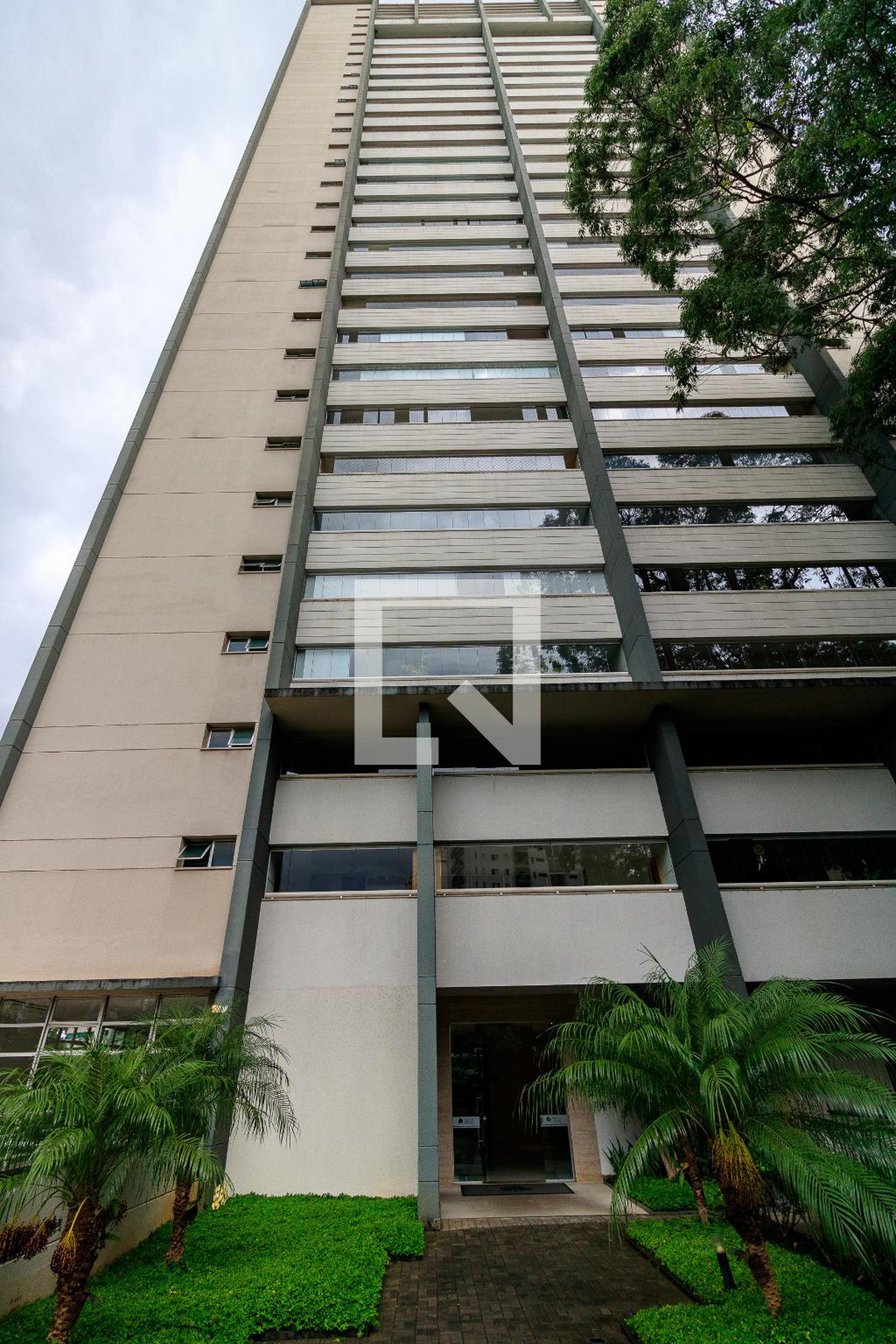 Fachada Condomínio Brisa do Morumbi