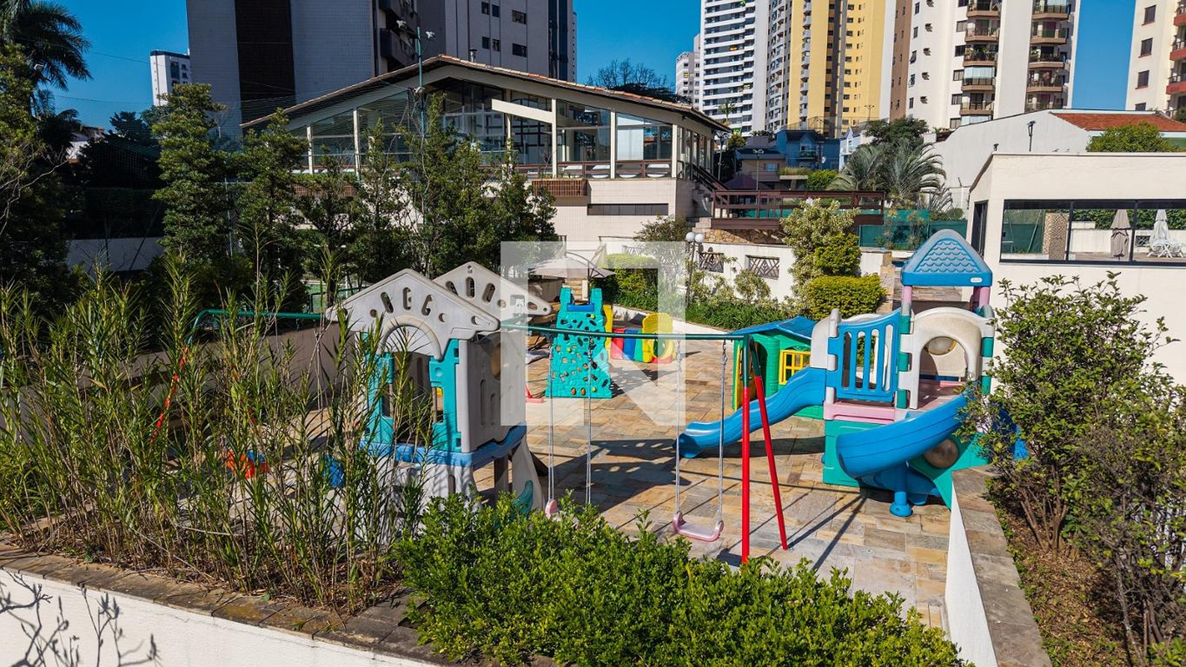 Playground - Maison Du Phoenix