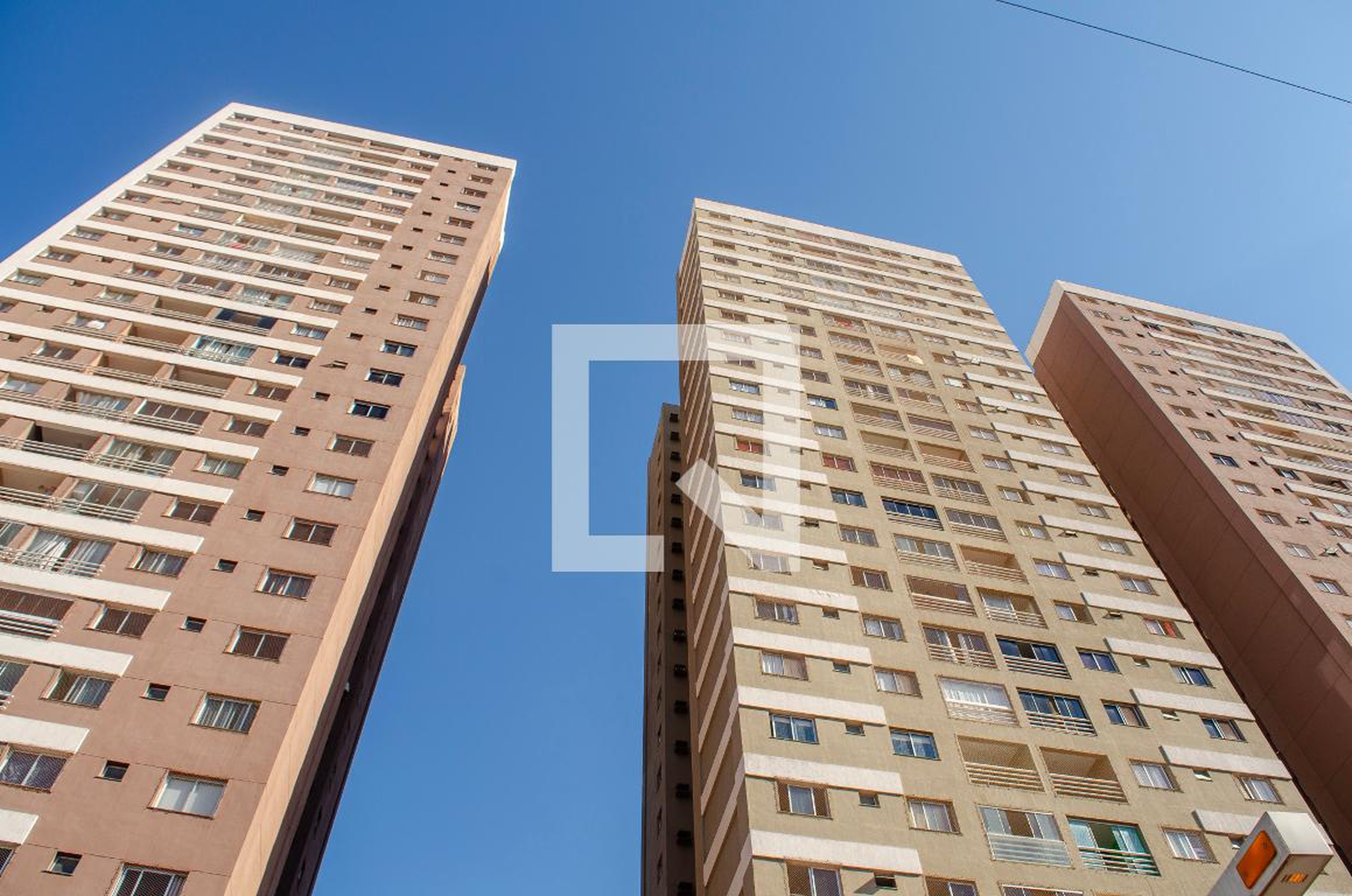Fachada do Prédio Condomínio em Rua Doutor Nelson Jorge, 0