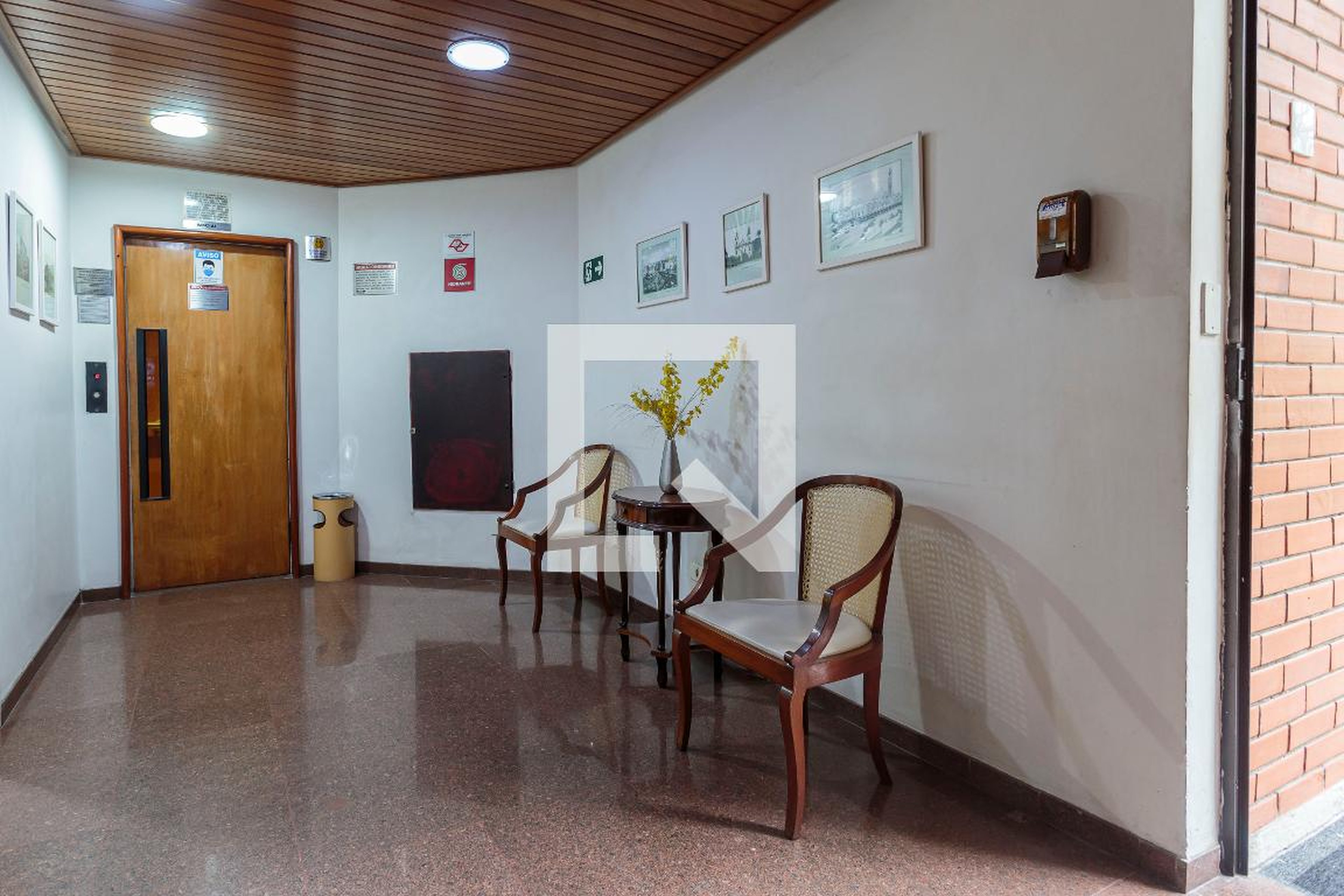 Hall social - Tiffany Residence