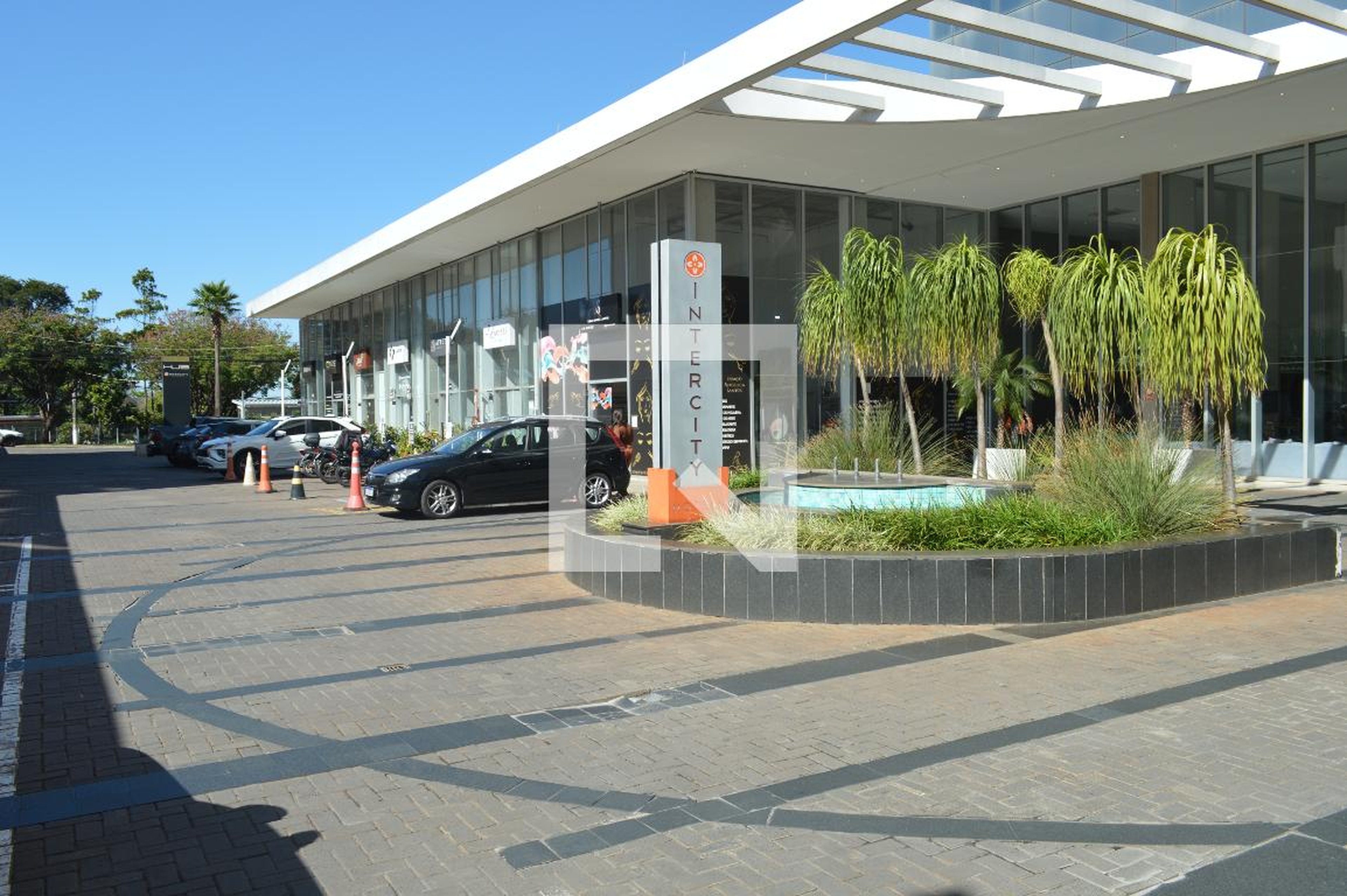 Fachada Condomínio HUB Long Stay