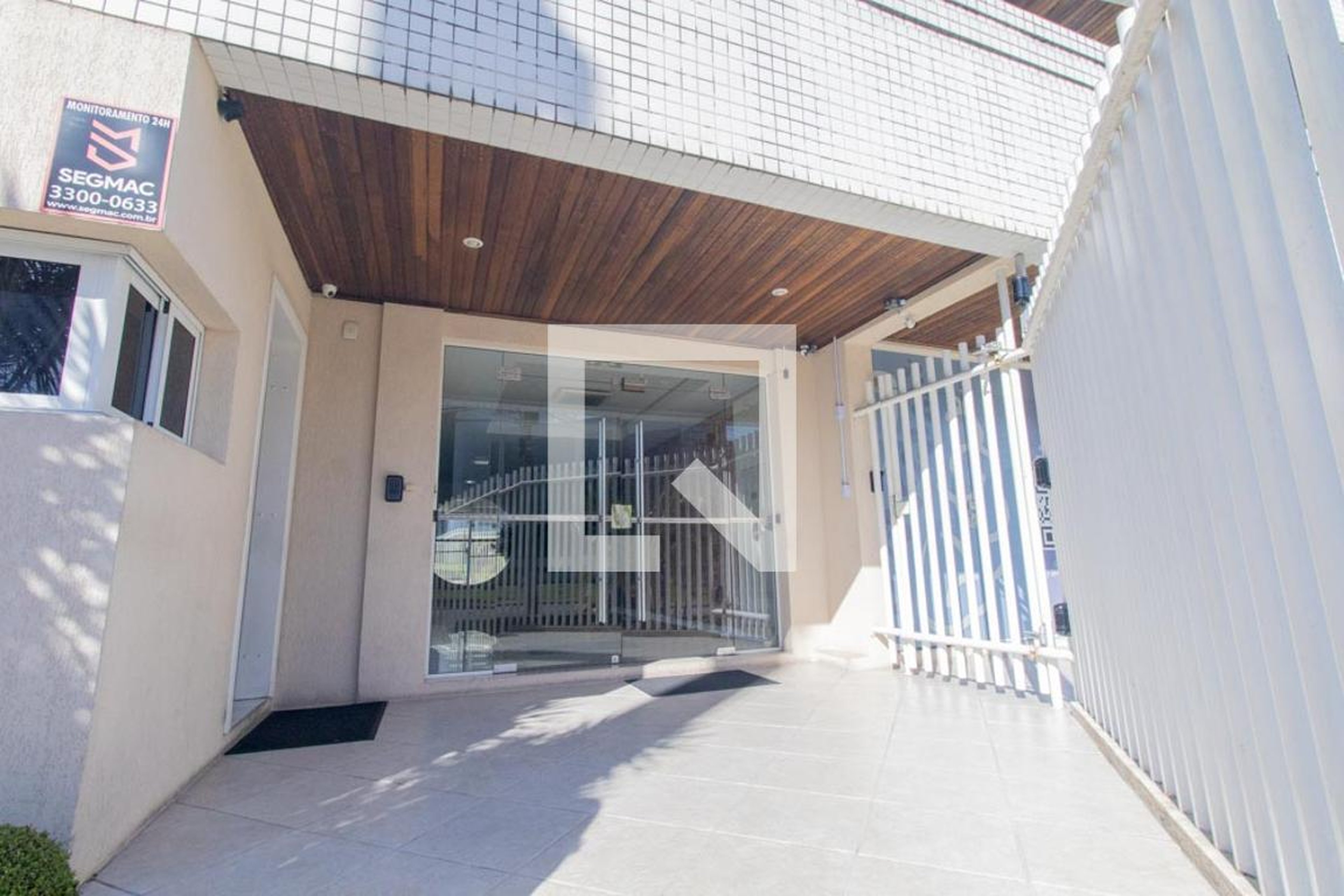Fachada Condomínio Lusiadas