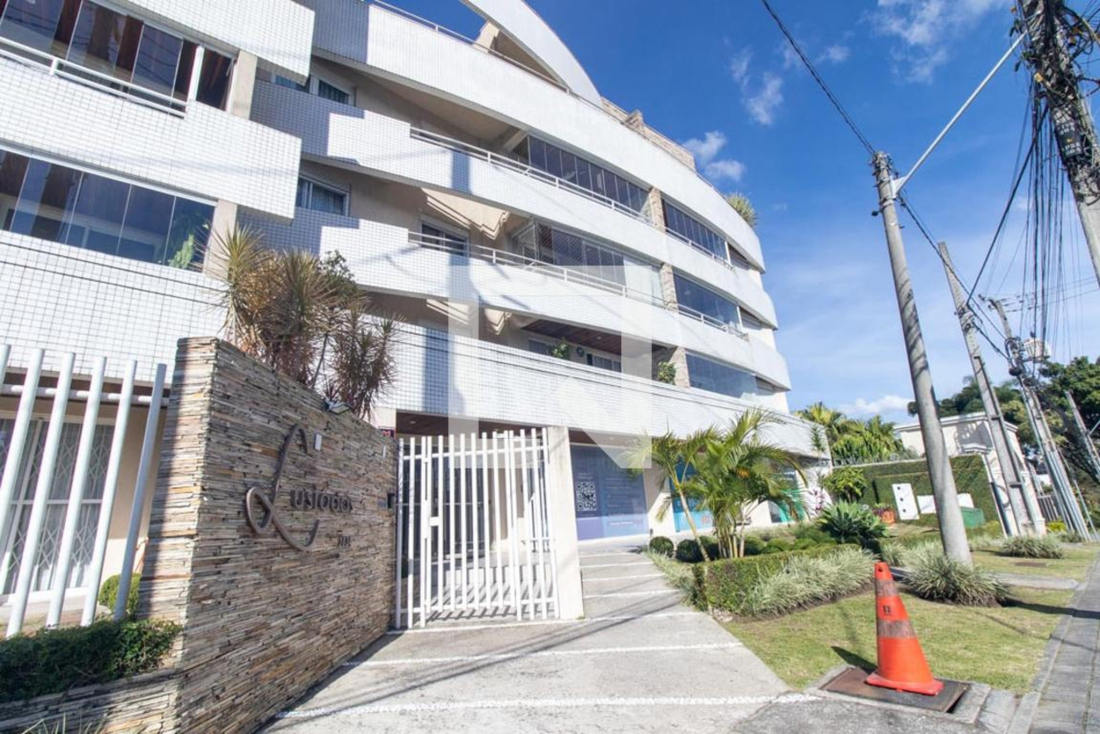 Fachada do Prédio Condomínio Lusiadas