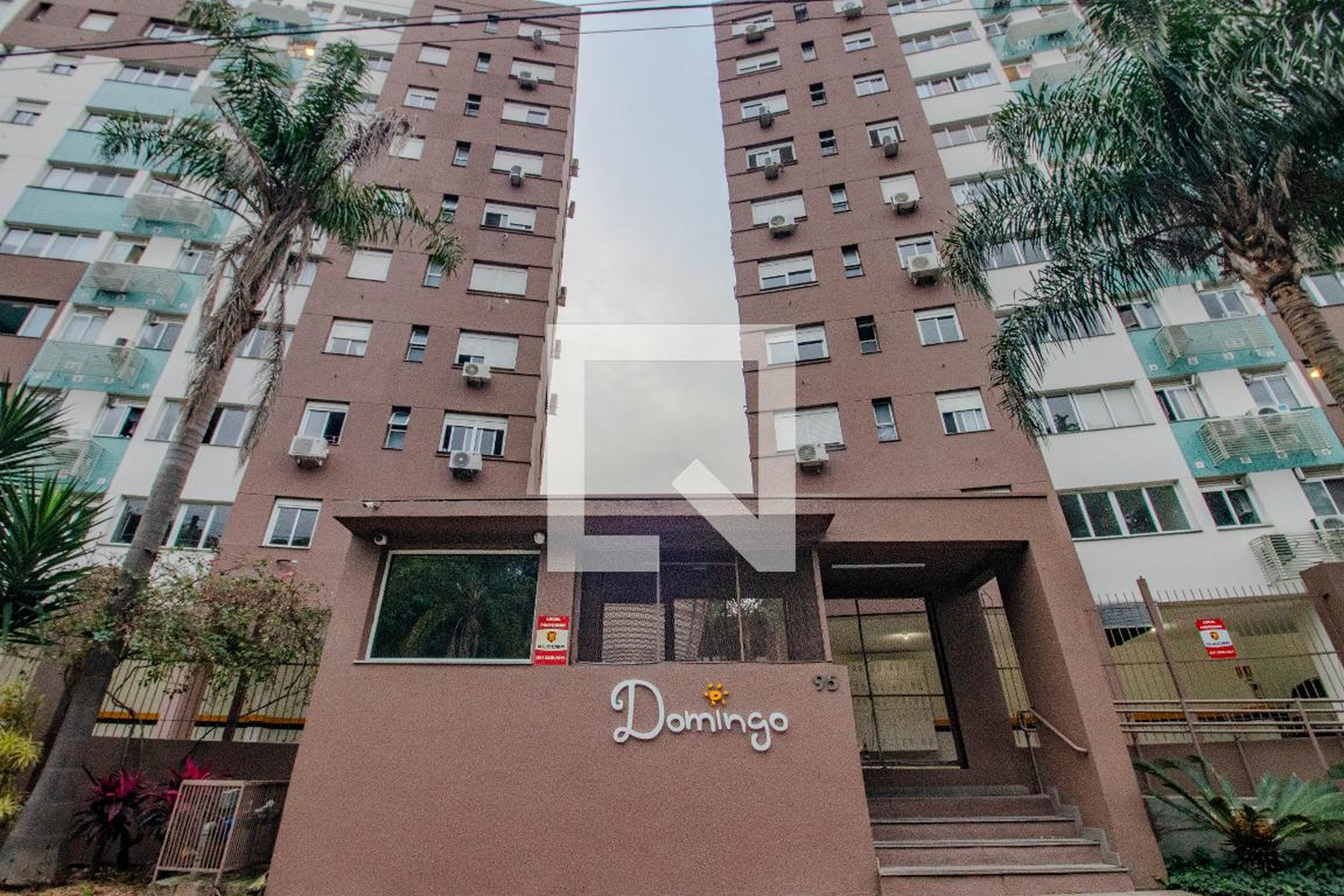 Fachada Condomínio em Avenida Florianópolis, 94
