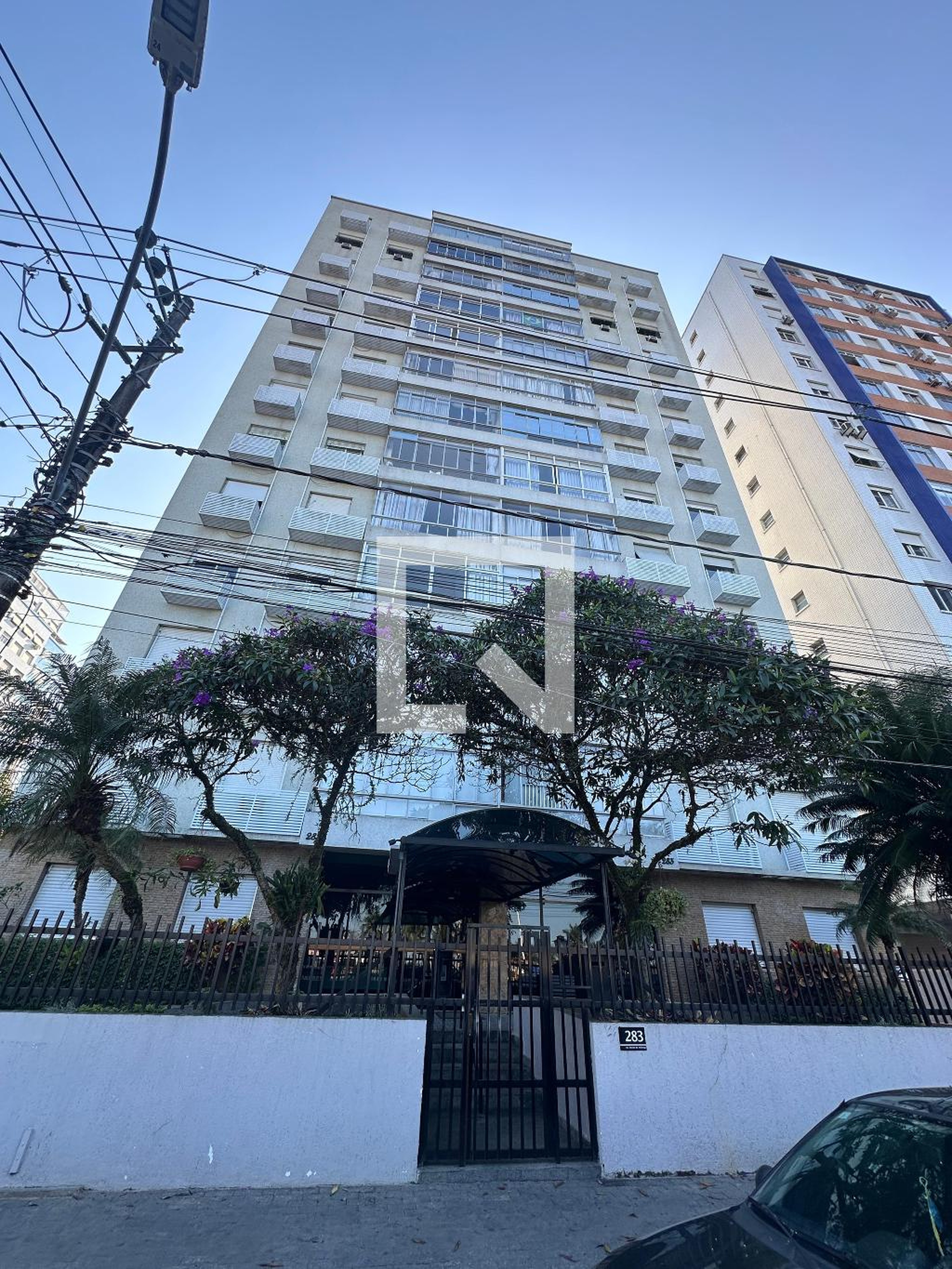 Fachada do Prédio Condomínio Ed Ilha Porchat