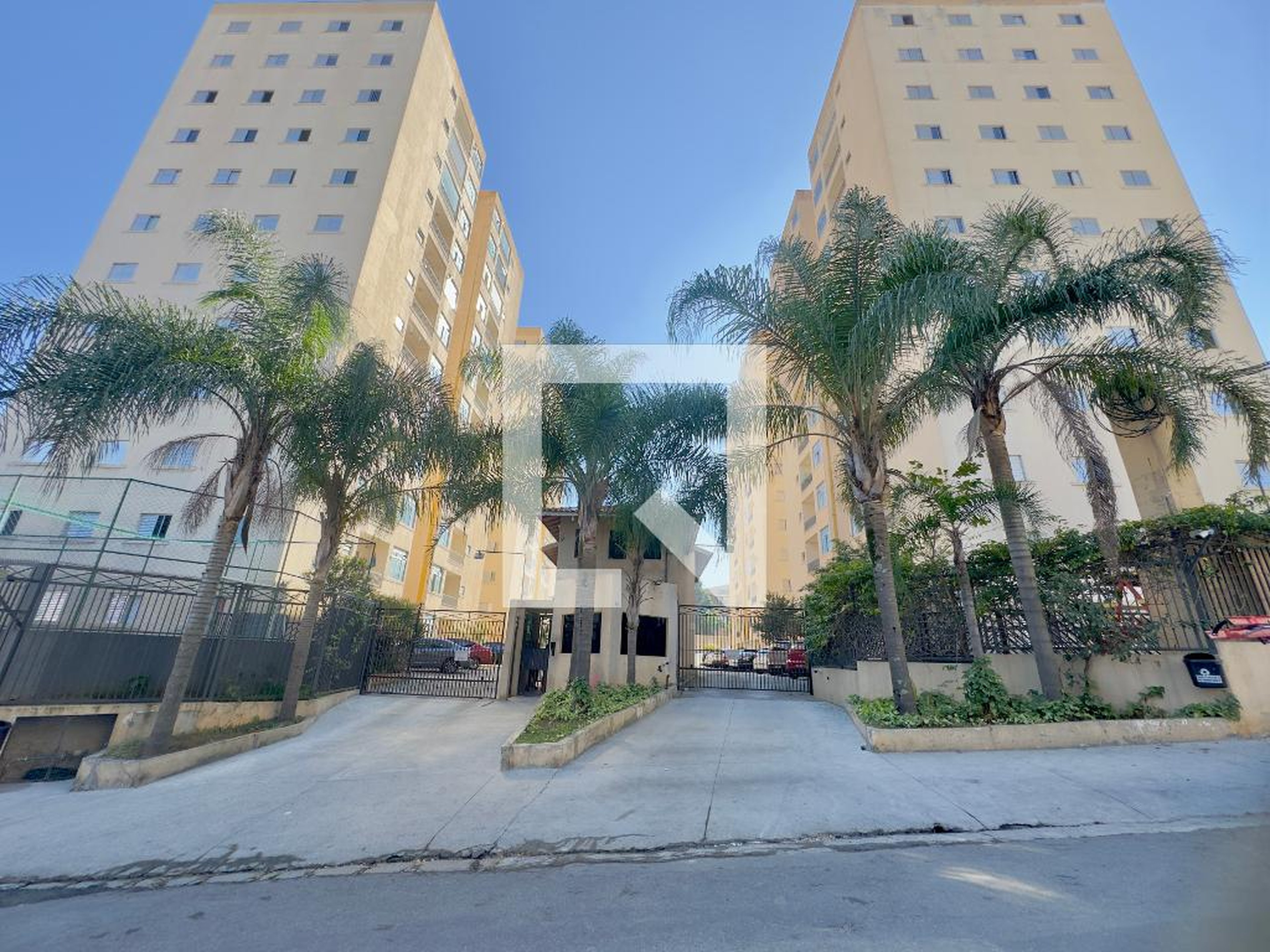 Fachada Condomínio Pfenix V