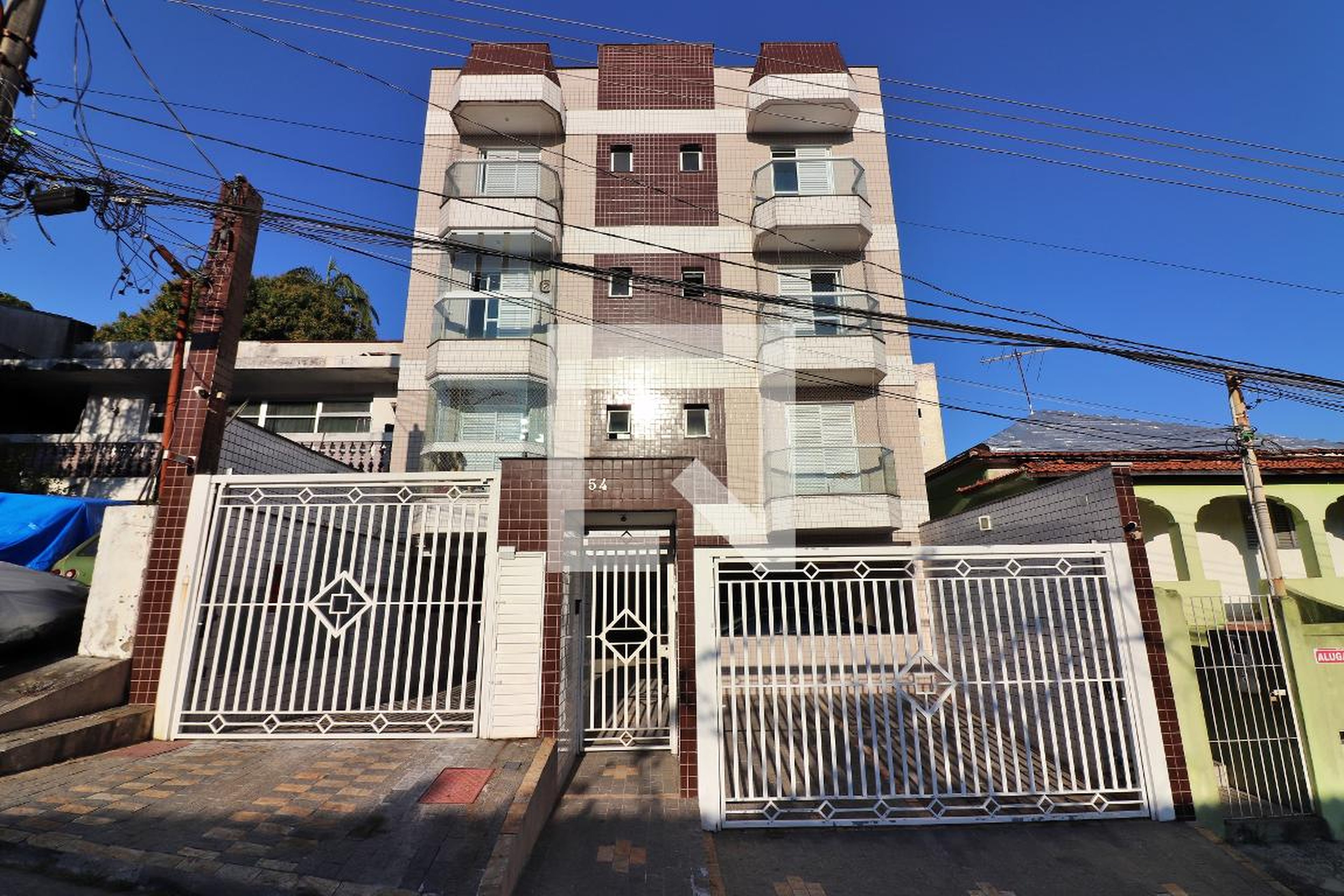 Fachada Condomínio Aroeira