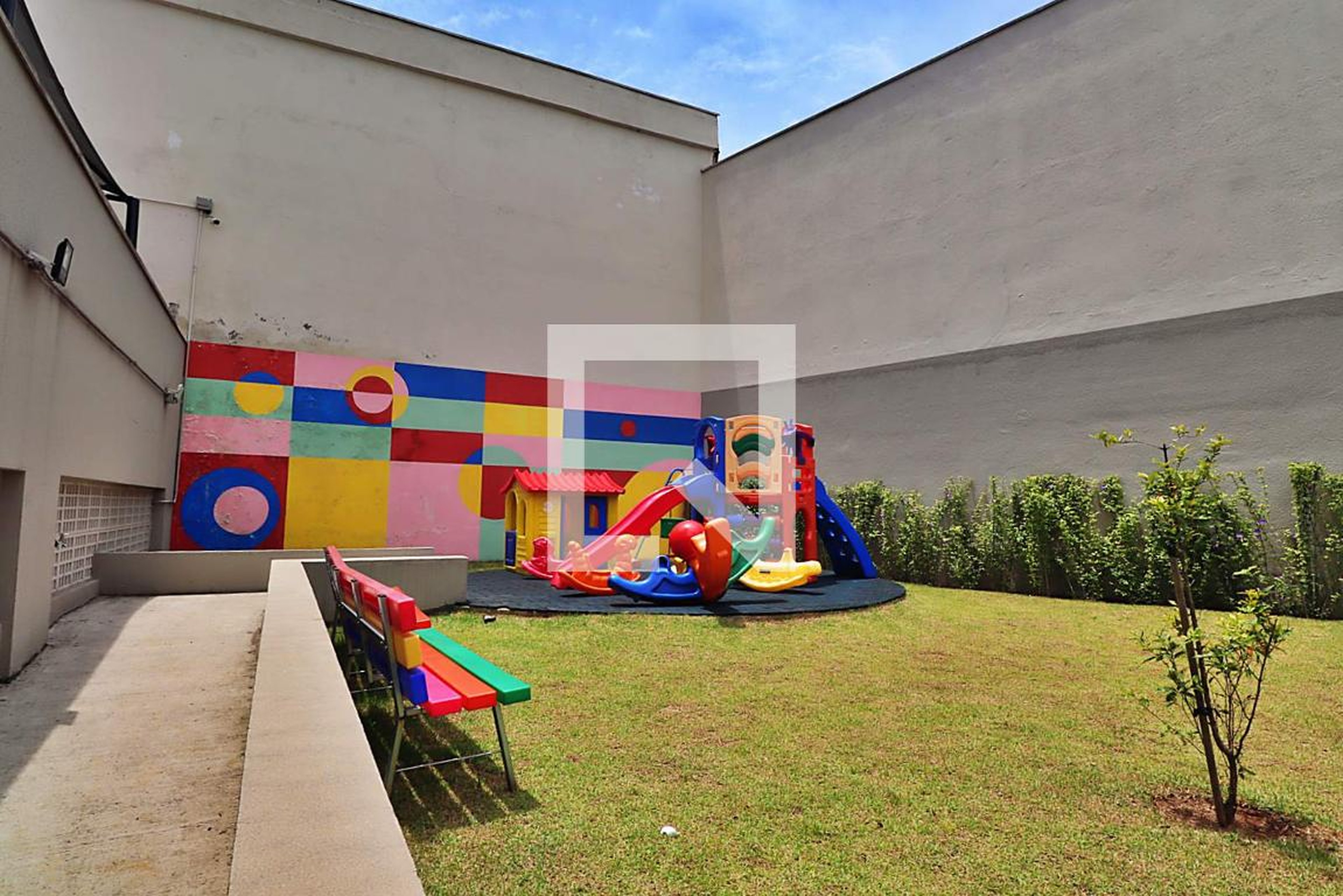 Playground - Vivre Residence