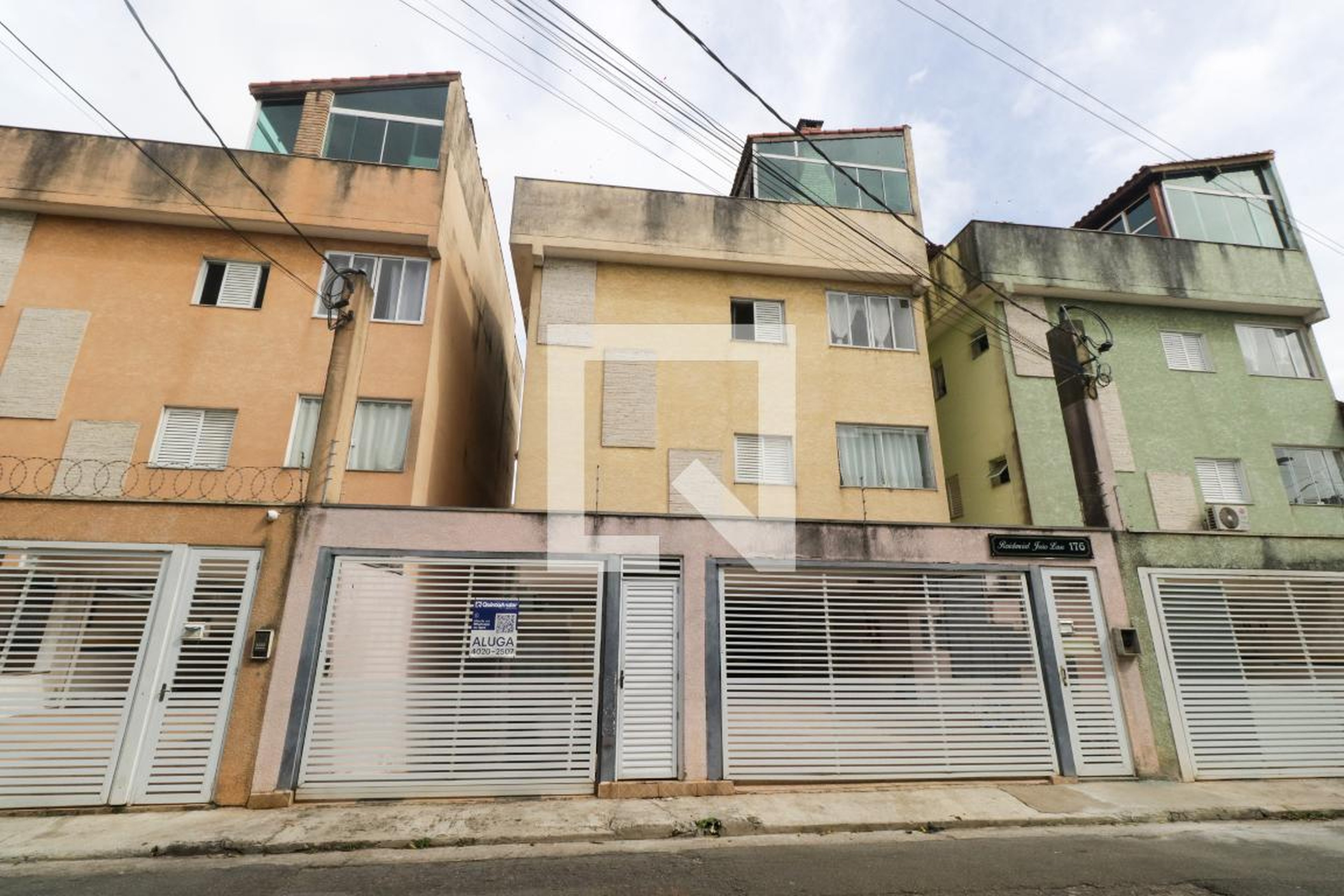 Fachada do Prédio Condomínio em Rua João Luso, 176