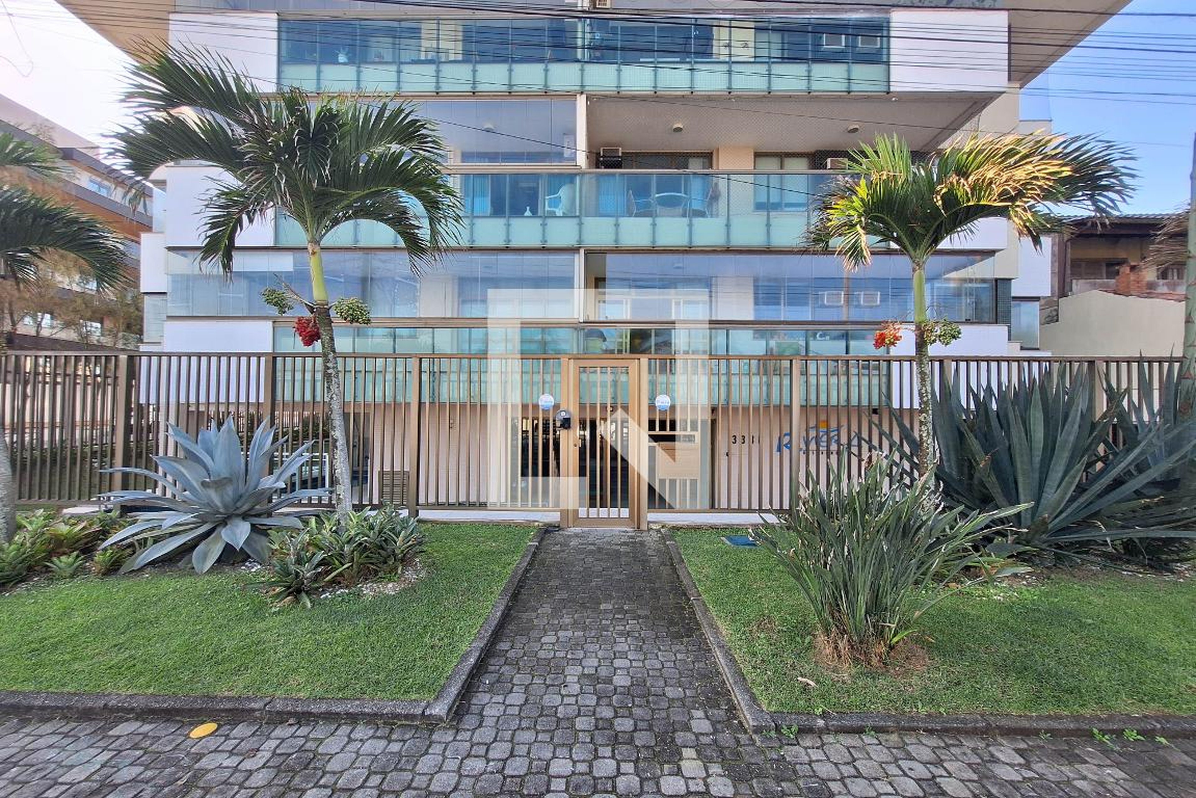 Fachada Condomínio Riviera Residencial