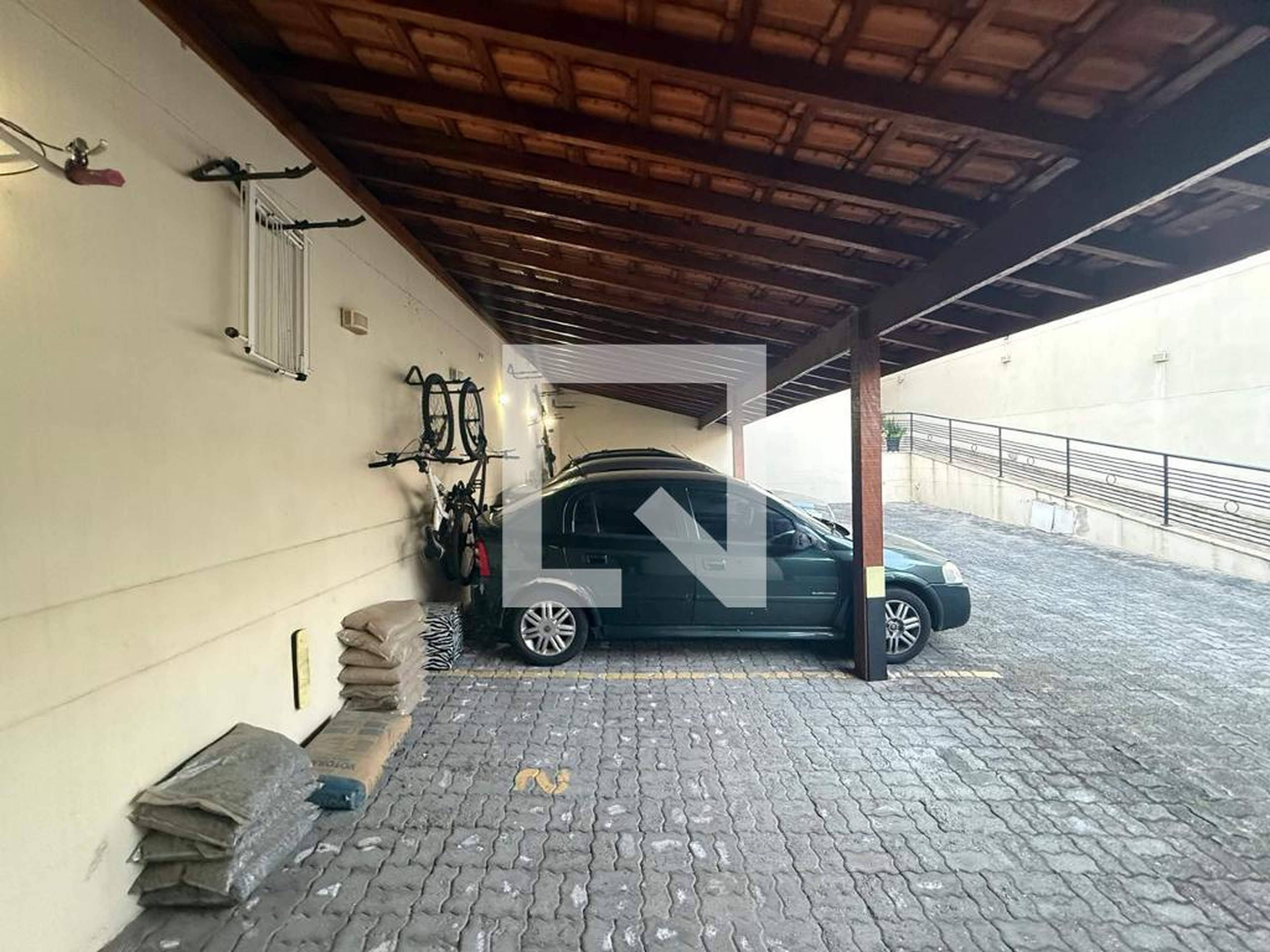 Estacionamento - Canhebora
