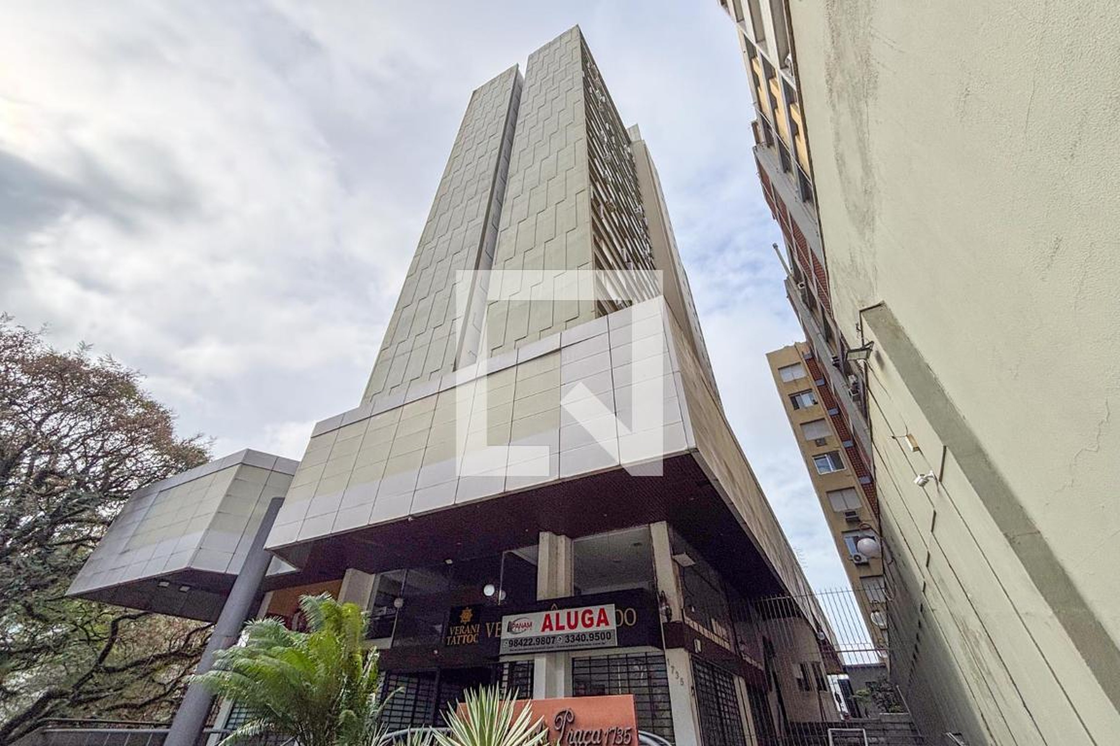 Fachada Edifício Portal da Praça