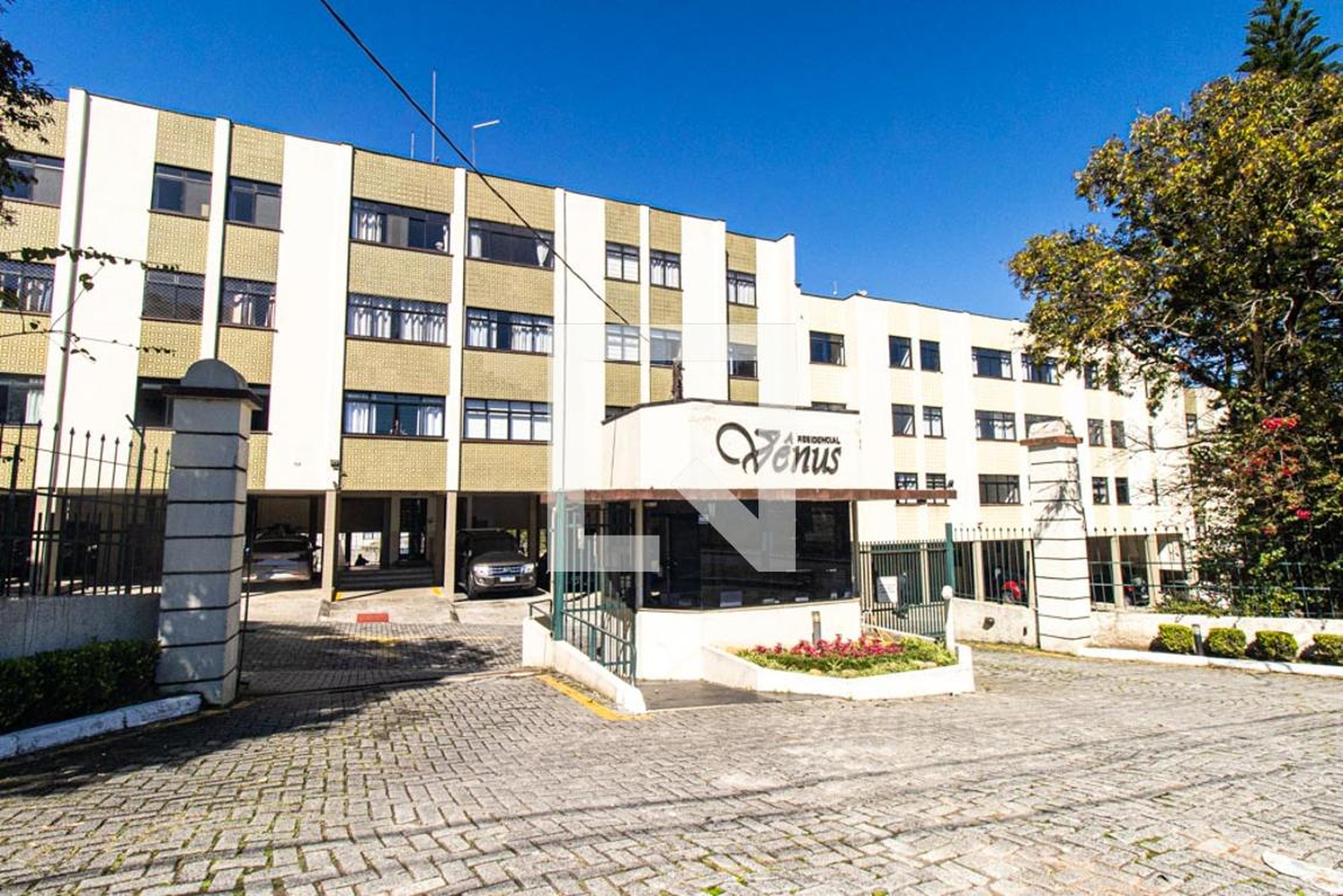 Fachada do Condominio Condomínio em Rua Canadá, 2268