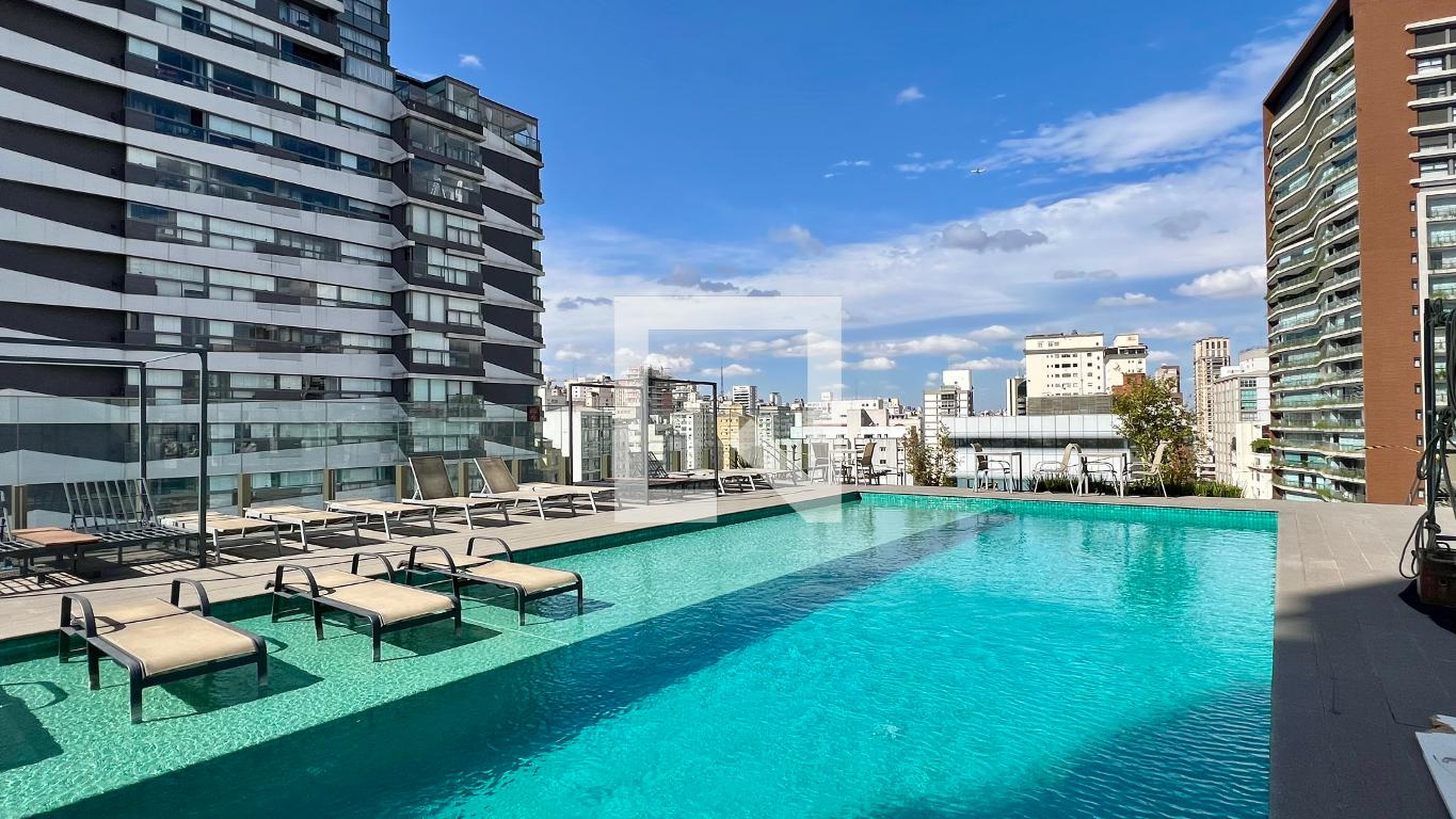 Piscina - VN Capote Valente
