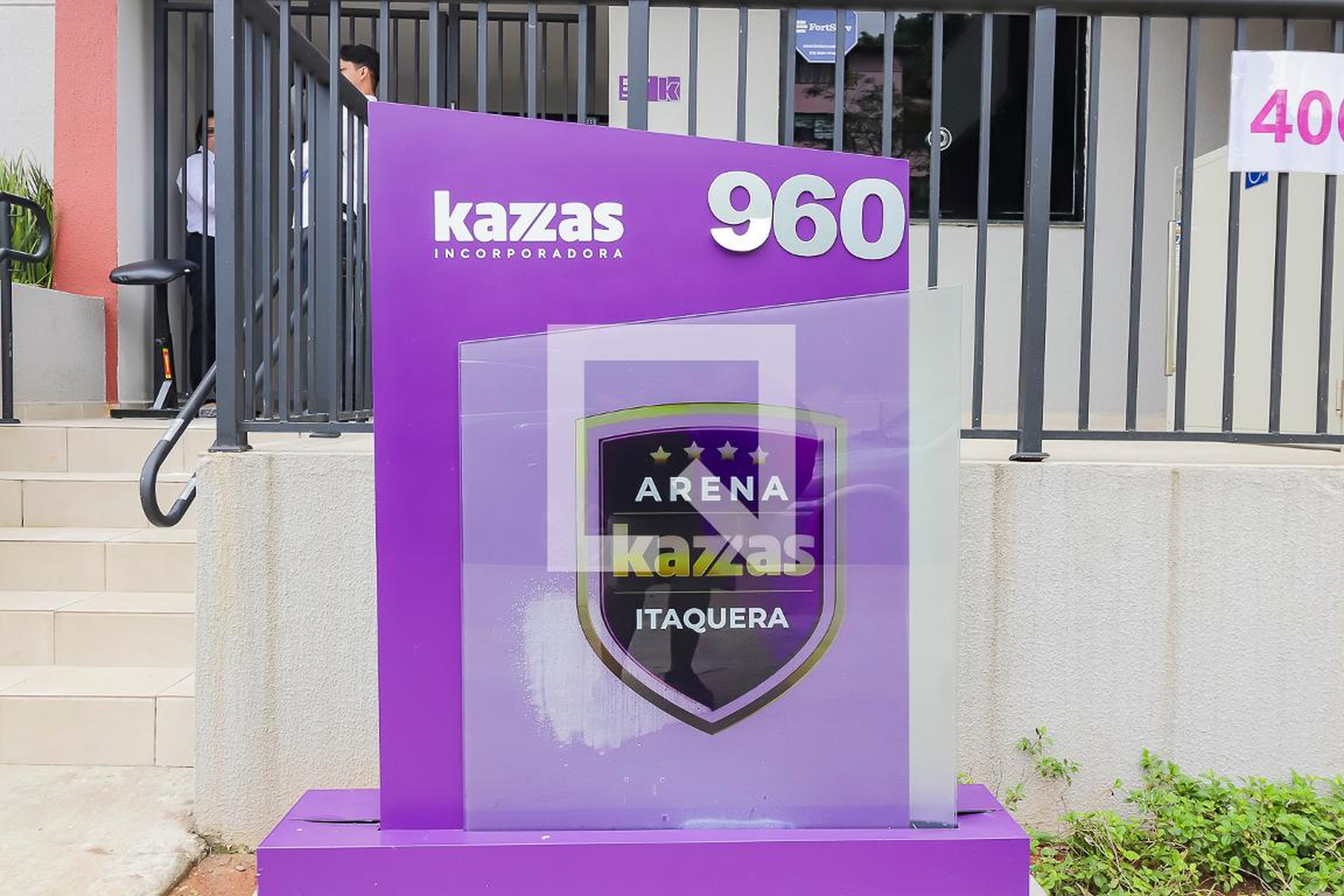 Fachada do Prédio Condomínio Arena Kazzas Itaquera