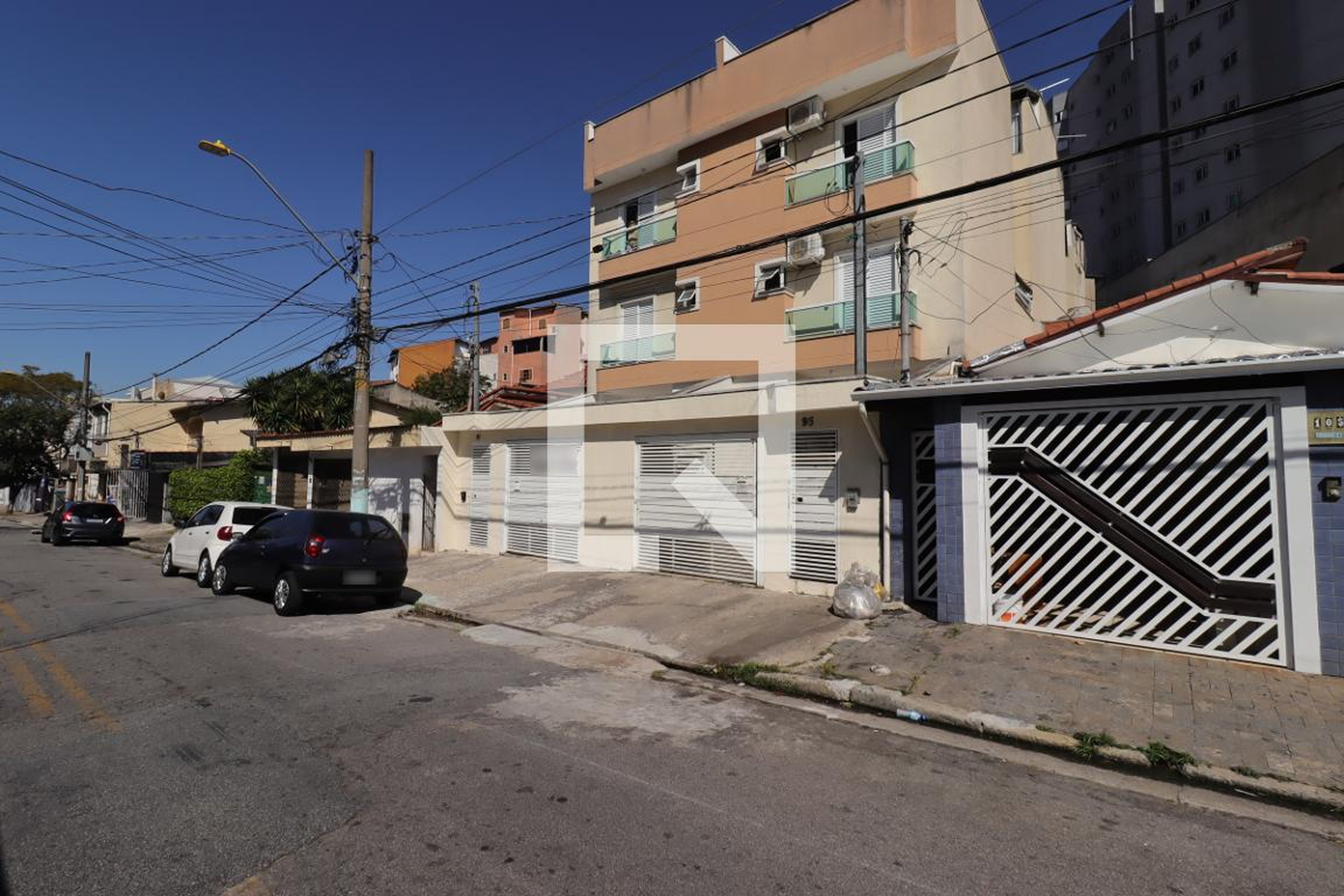 Fachada Condomínio em Rua Tibagi, 95