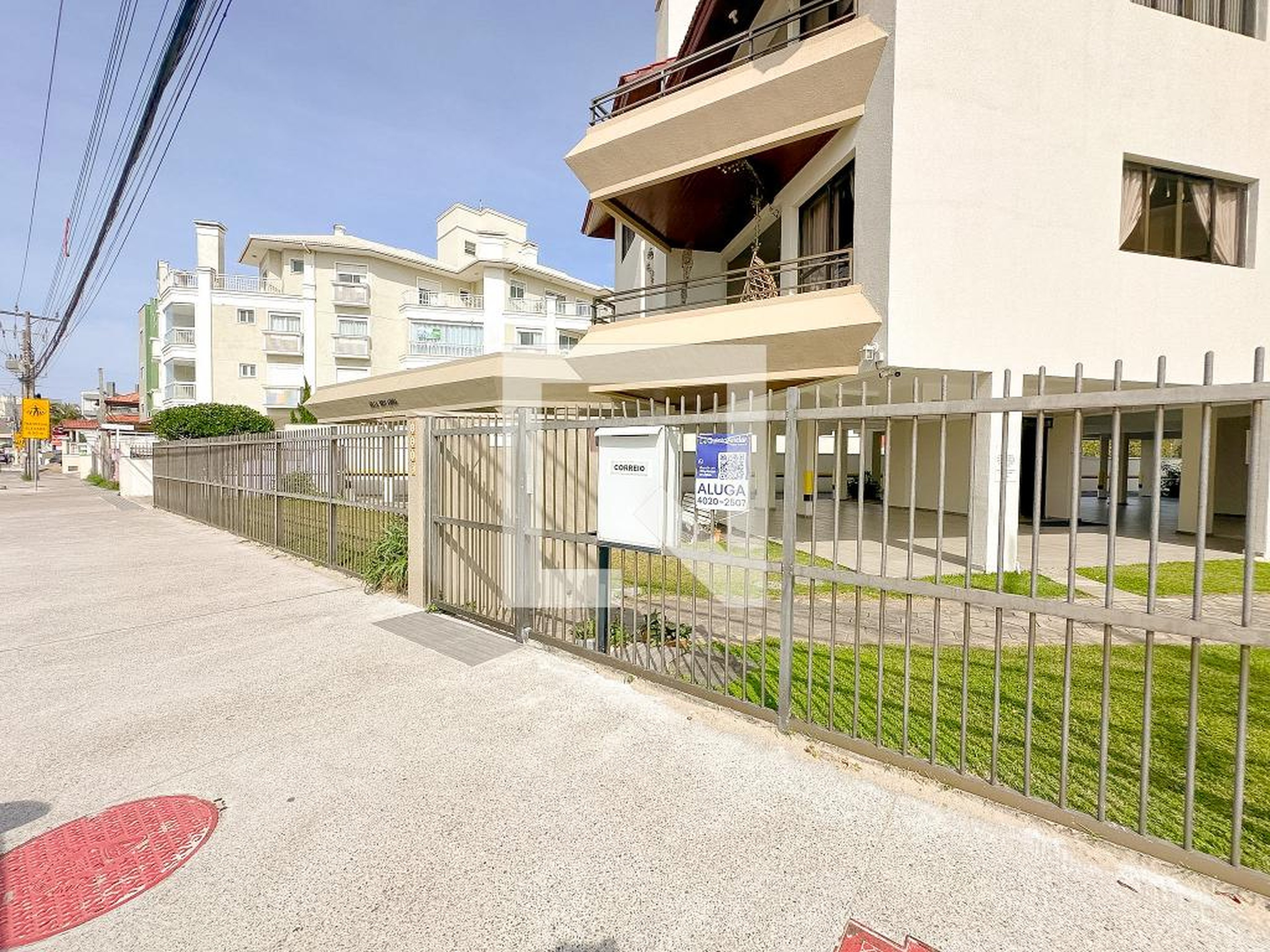 Fachada Condomínio Villa Britannia