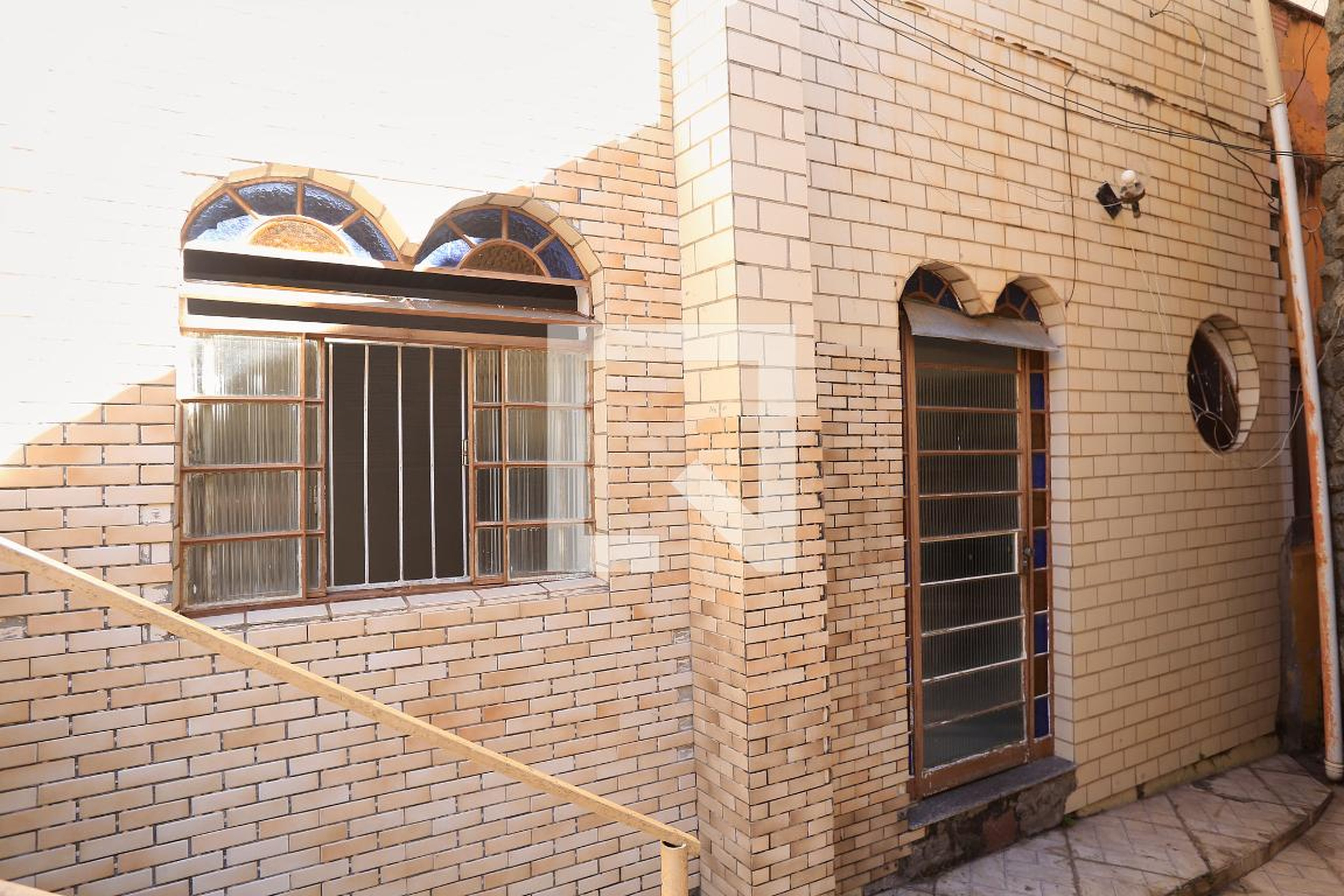 Entrada Condomínio em Rua Madureira, 281