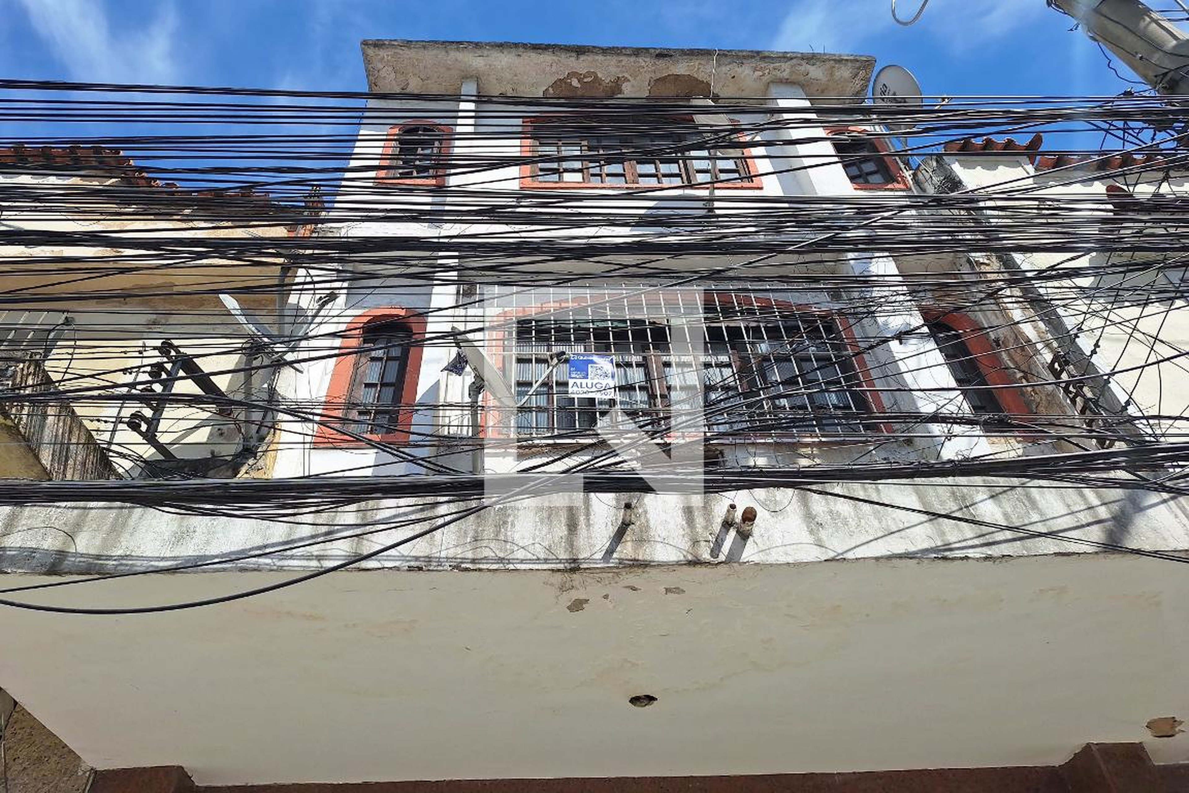Fachada Condomínio em Rua Doutor Celestino, 10