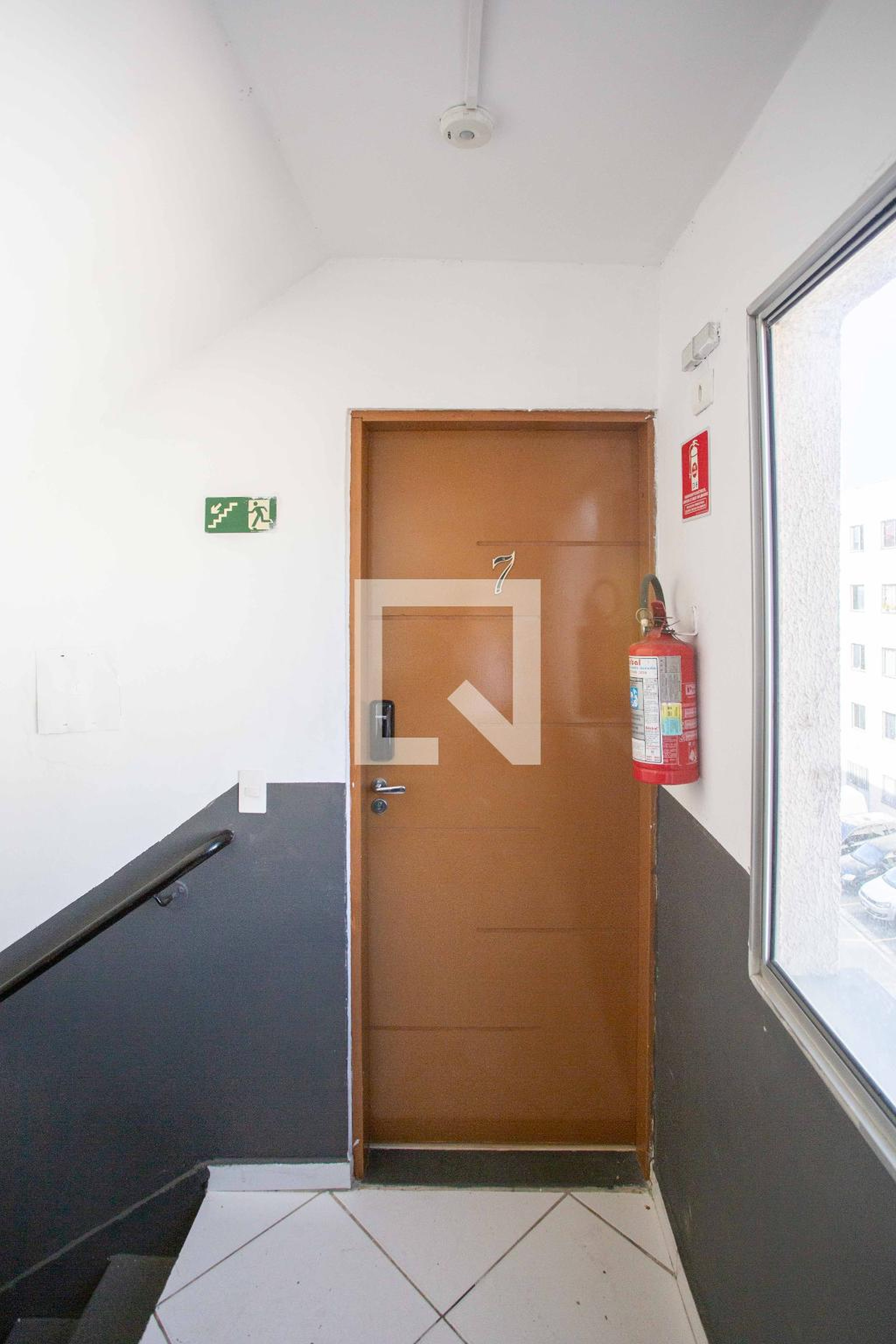 Hall de entrada Condomínio em Avenida Fundibem, 935