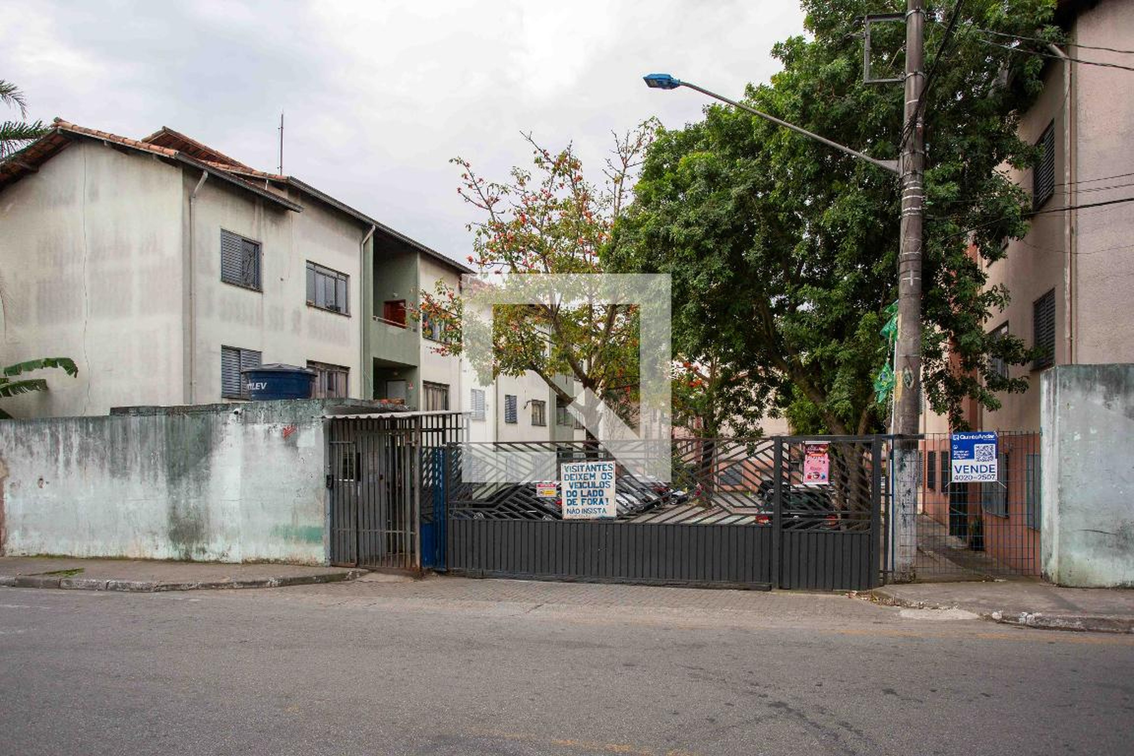 Fachada Condomínio Rua Ana Maria