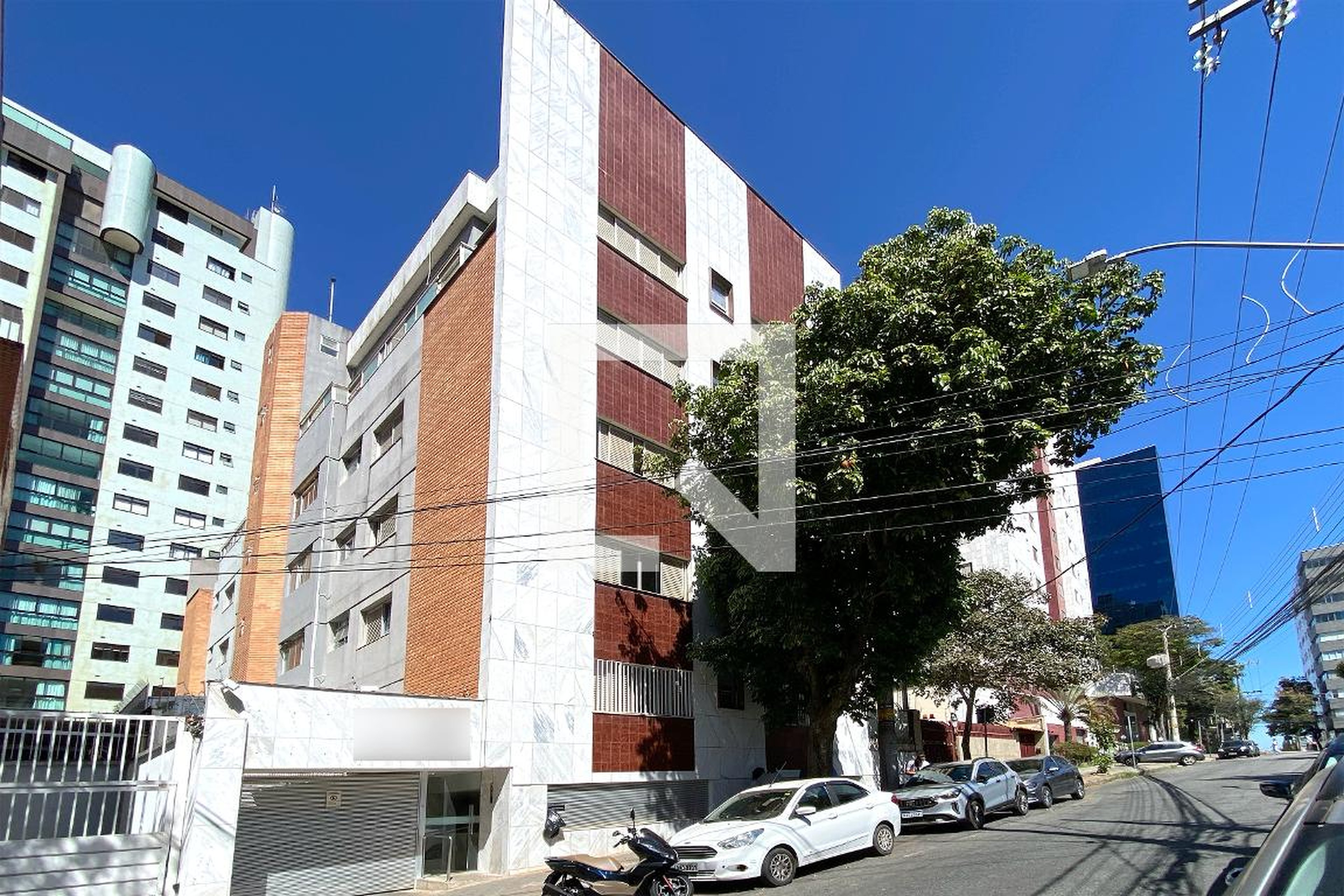 Fachada Condomínio em Rua Muzambinho, 488