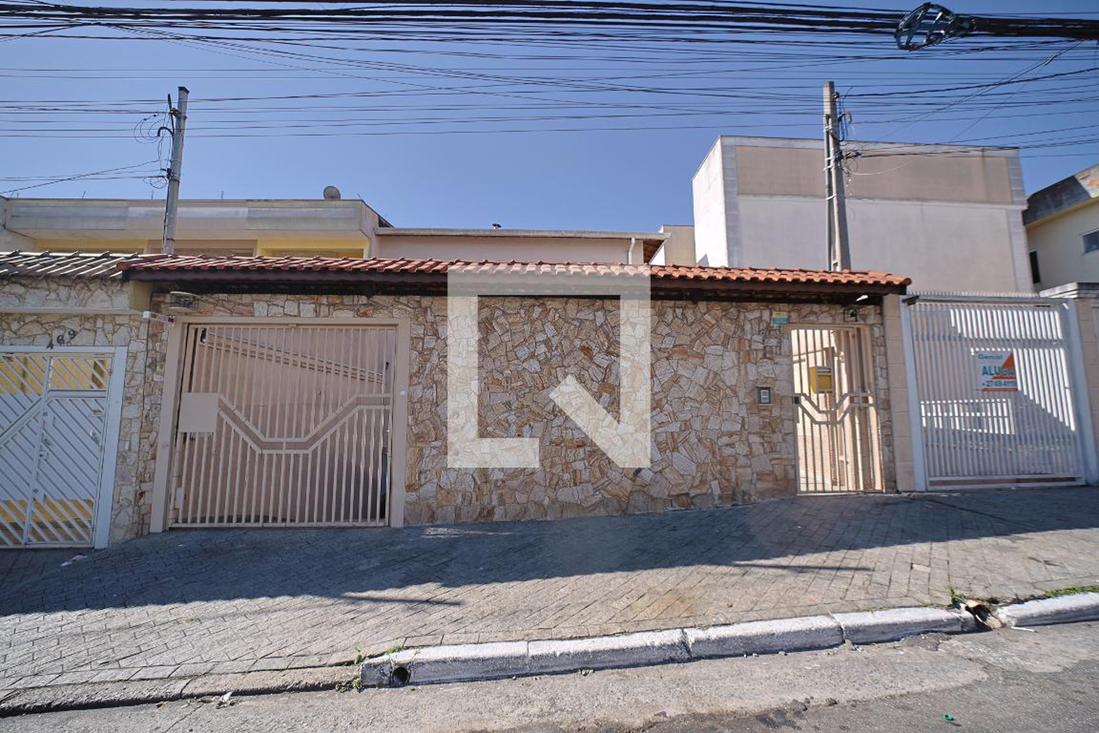Fachada Condomínio em Rua Neá, 475