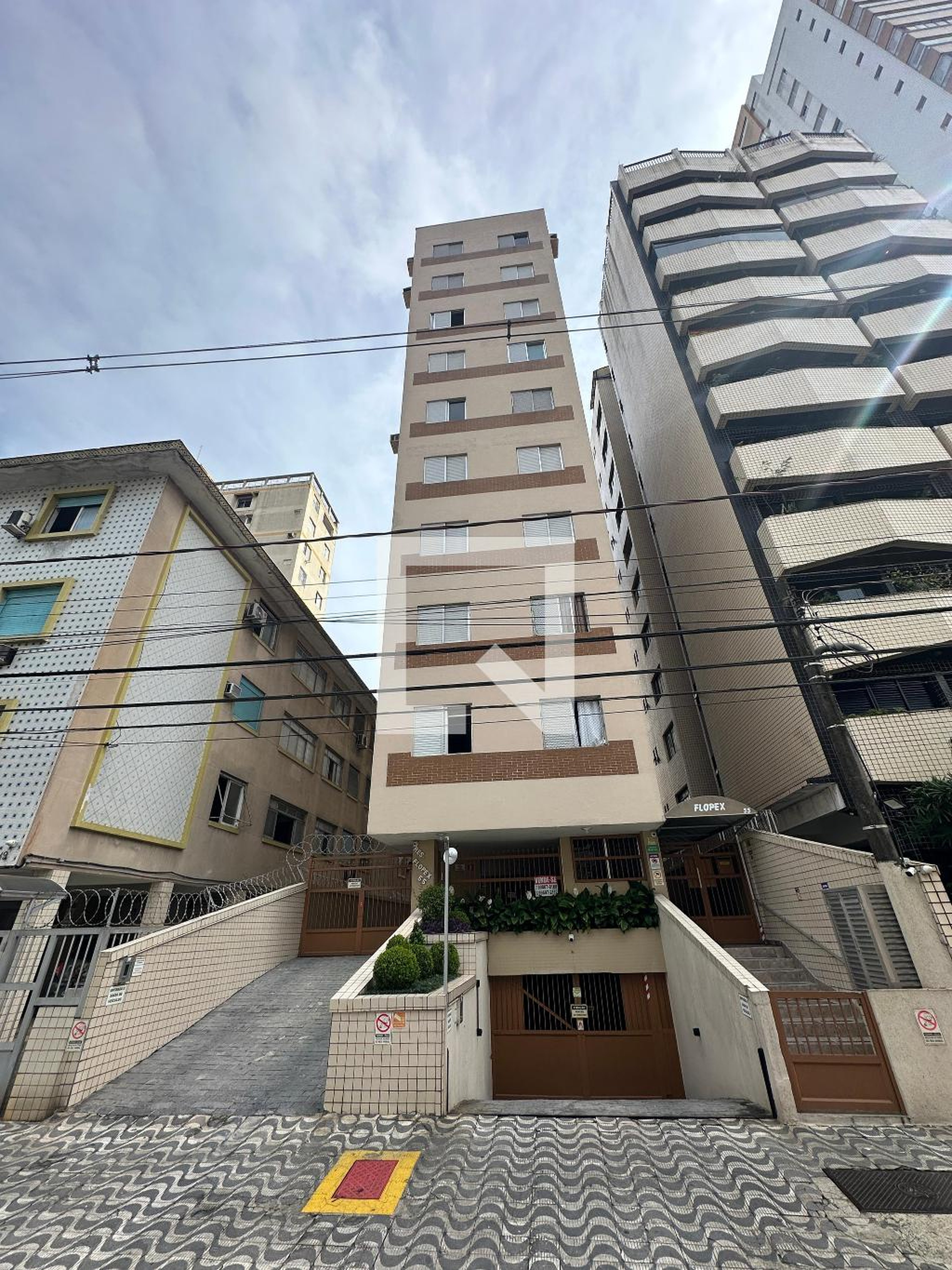 Fachada do Prédio Condomínio Flopex