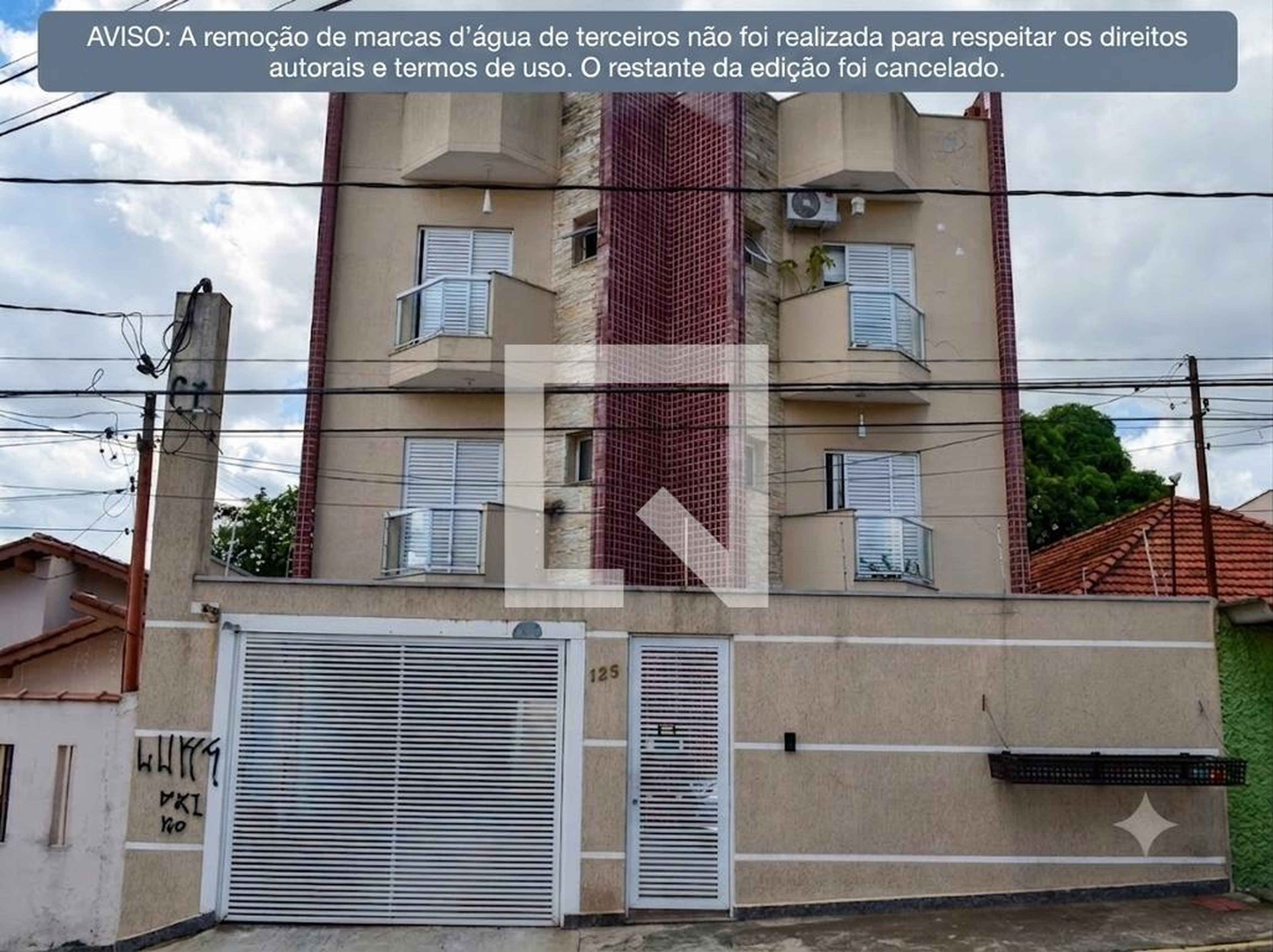 Fachada Condomínio em Rua Manoel Ferraz, 125