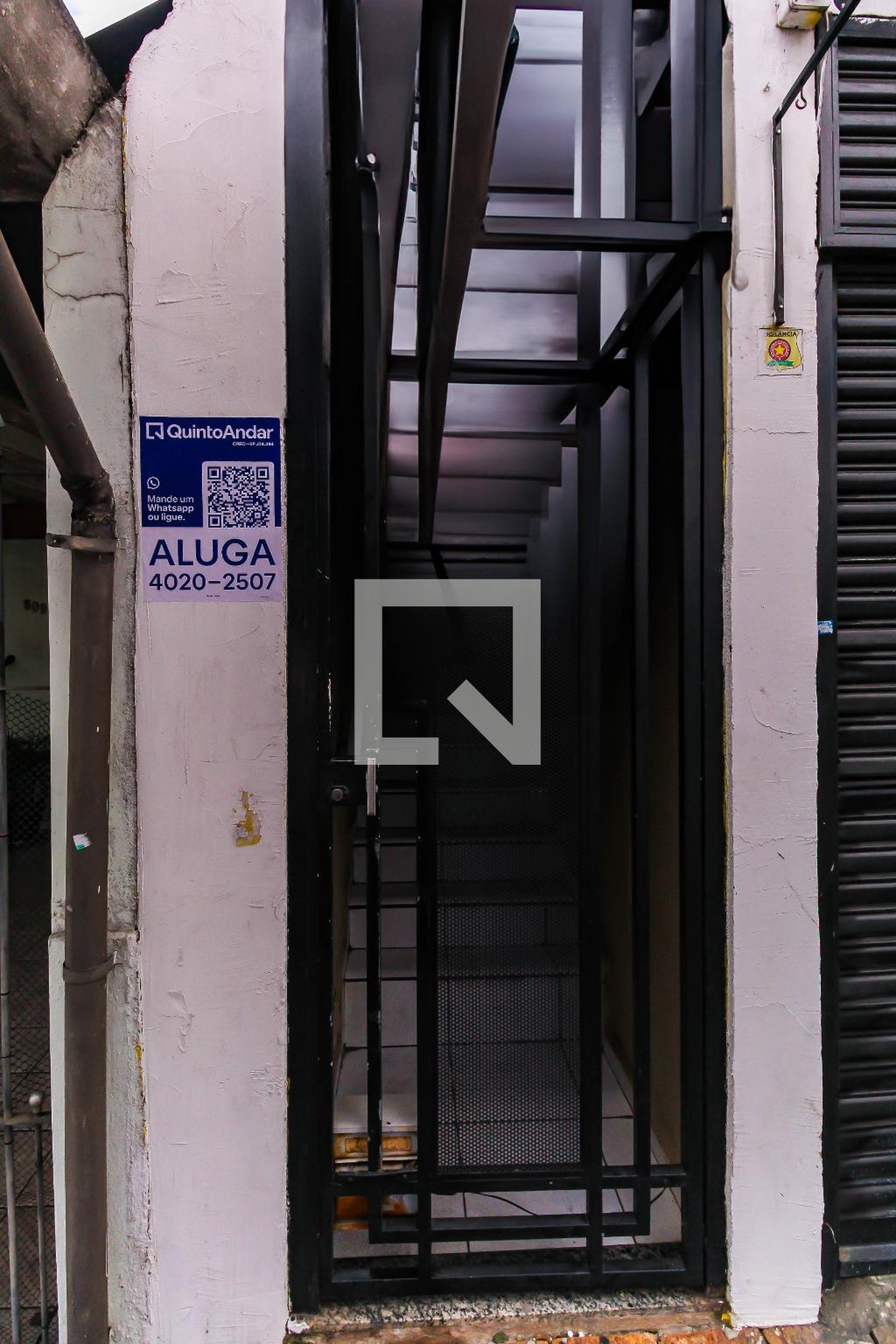 Fachada Condomínio em Rua Serra da Bocaina, 519