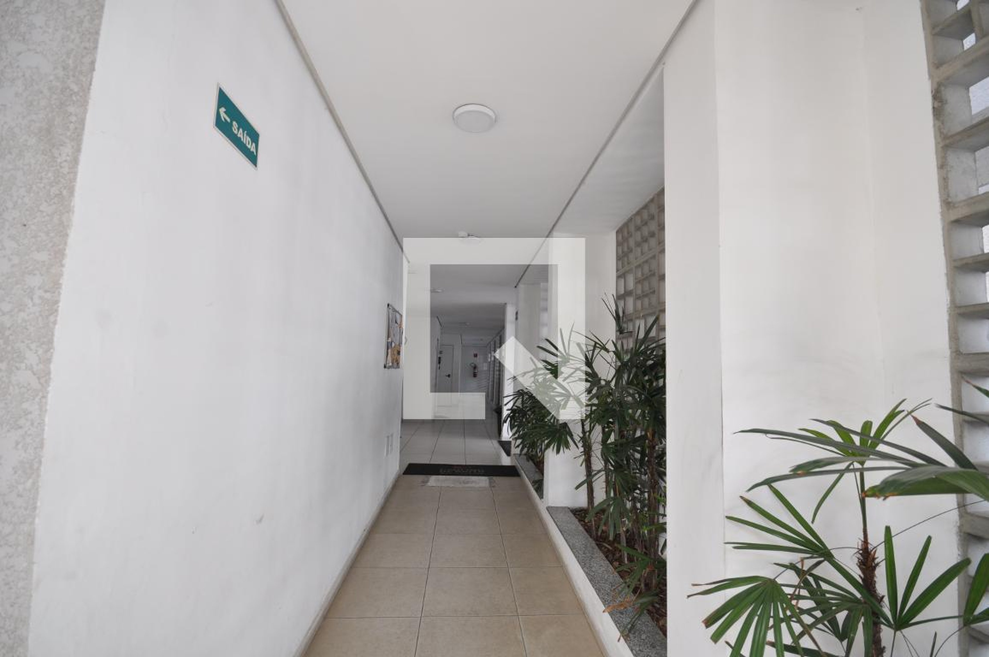 Hall de entrada - Paulino de Brito