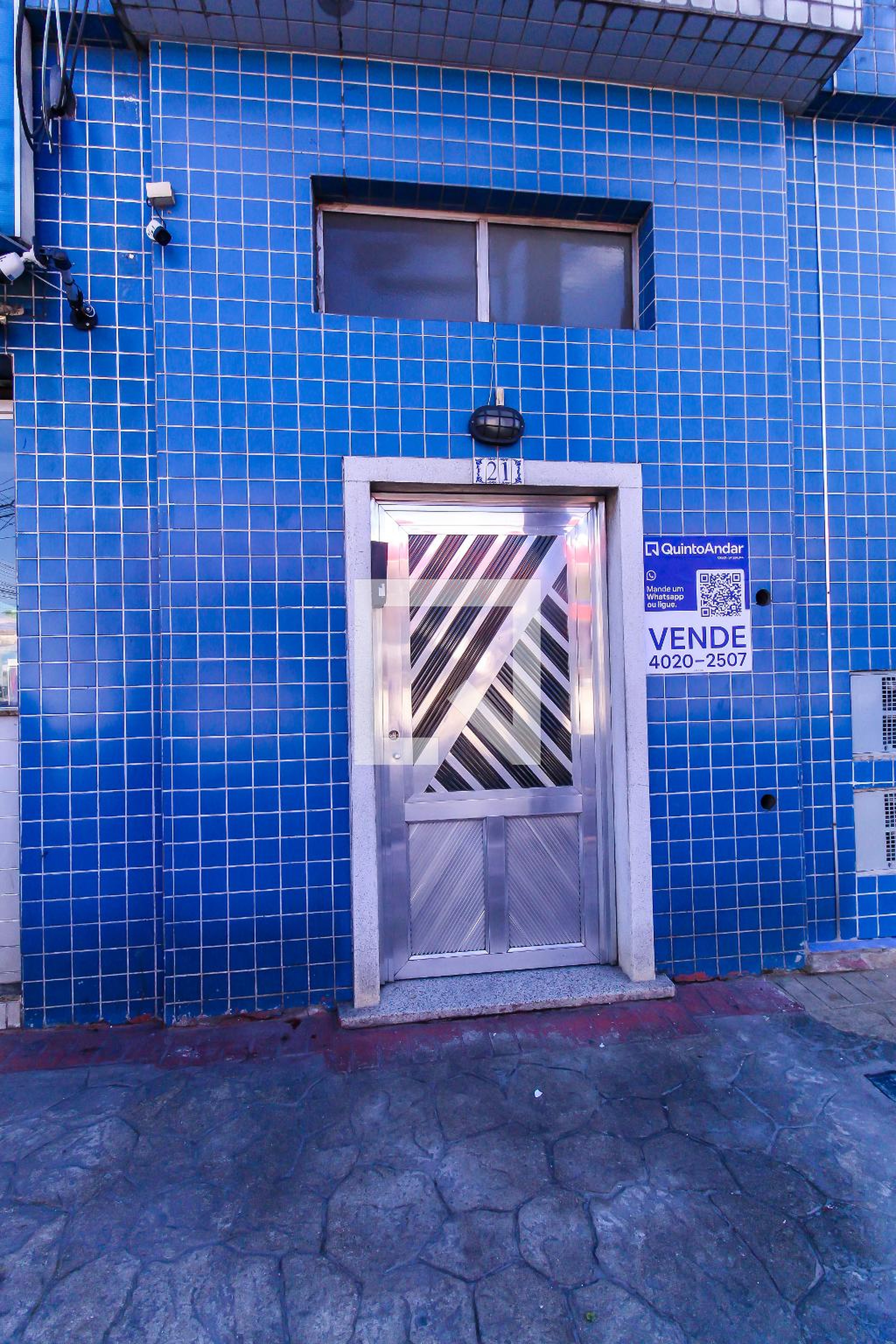 Fachada Condomínio em Rua Jequitinhonha, 21