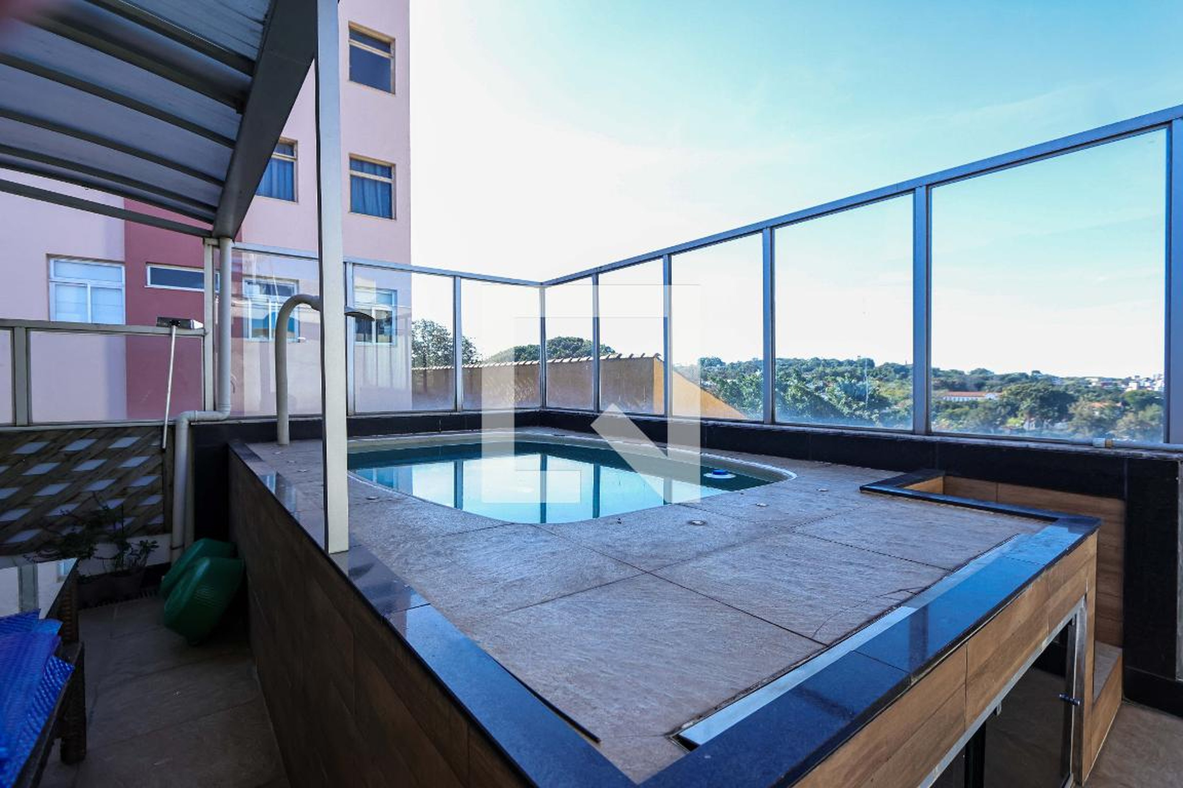 Piscina Condomínio em Rua Dom José Gaspar, 1022