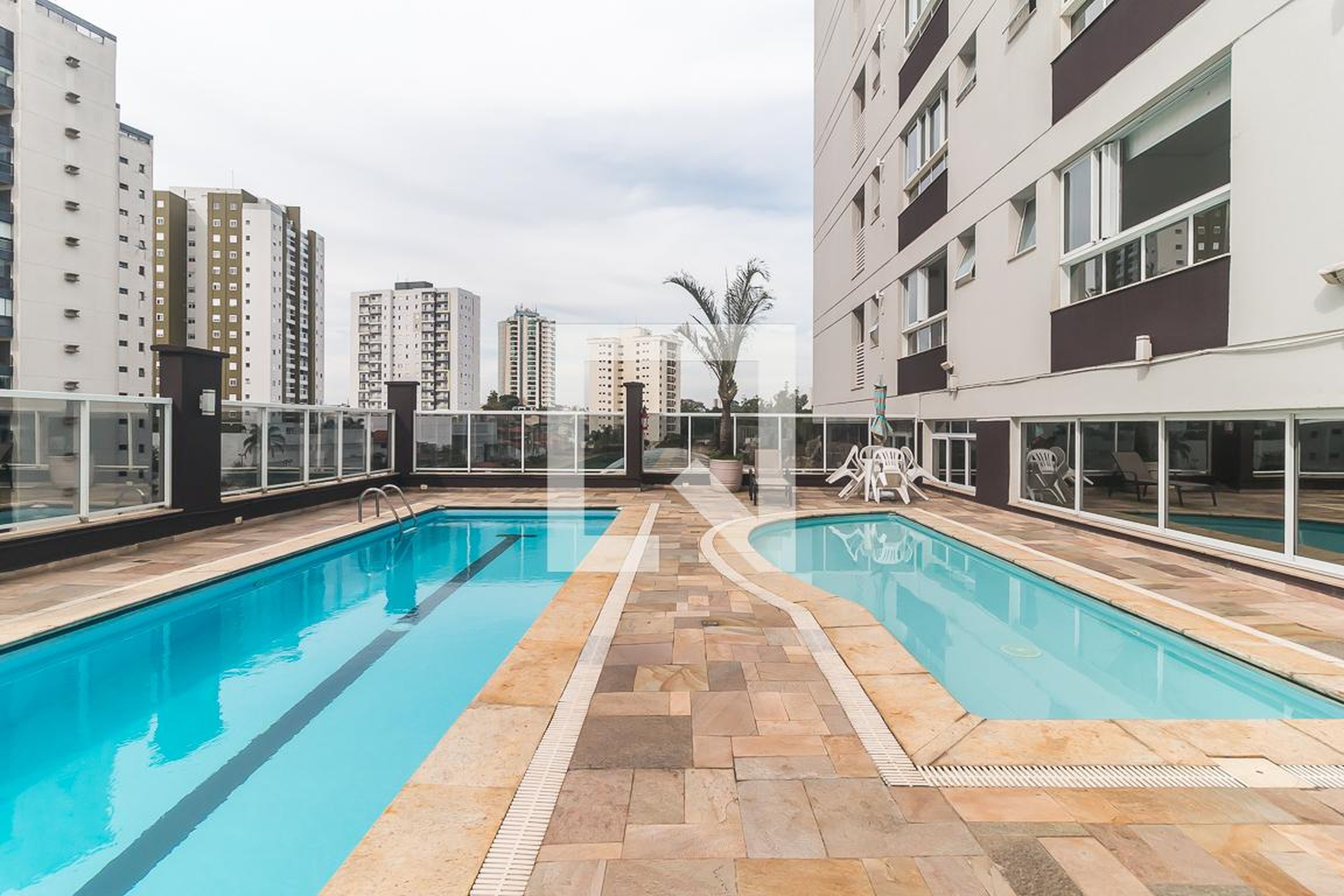 Piscina - UNO Loft