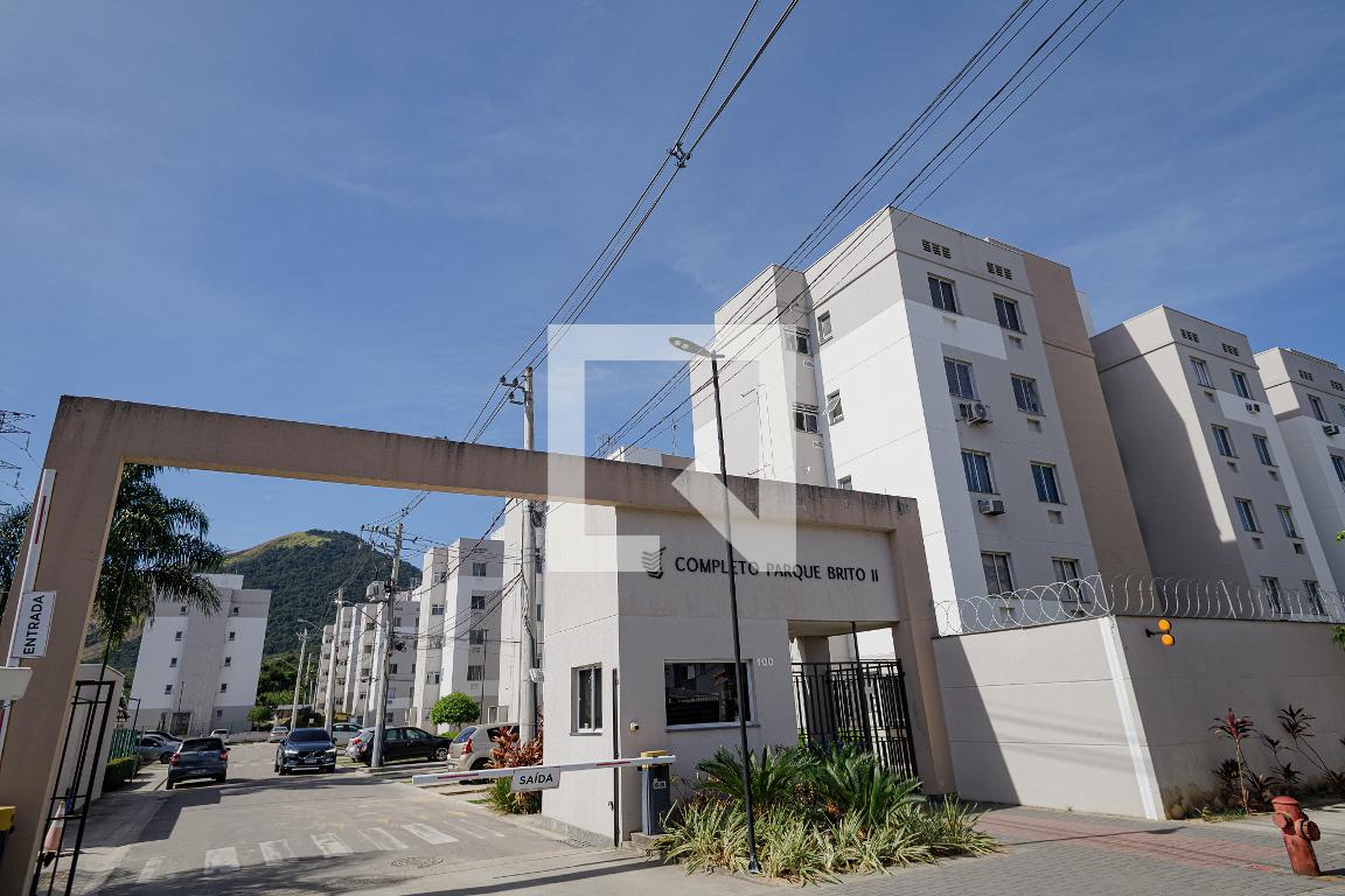 Fachada Condomínio em Rua Célio Augusto Guedes, 100