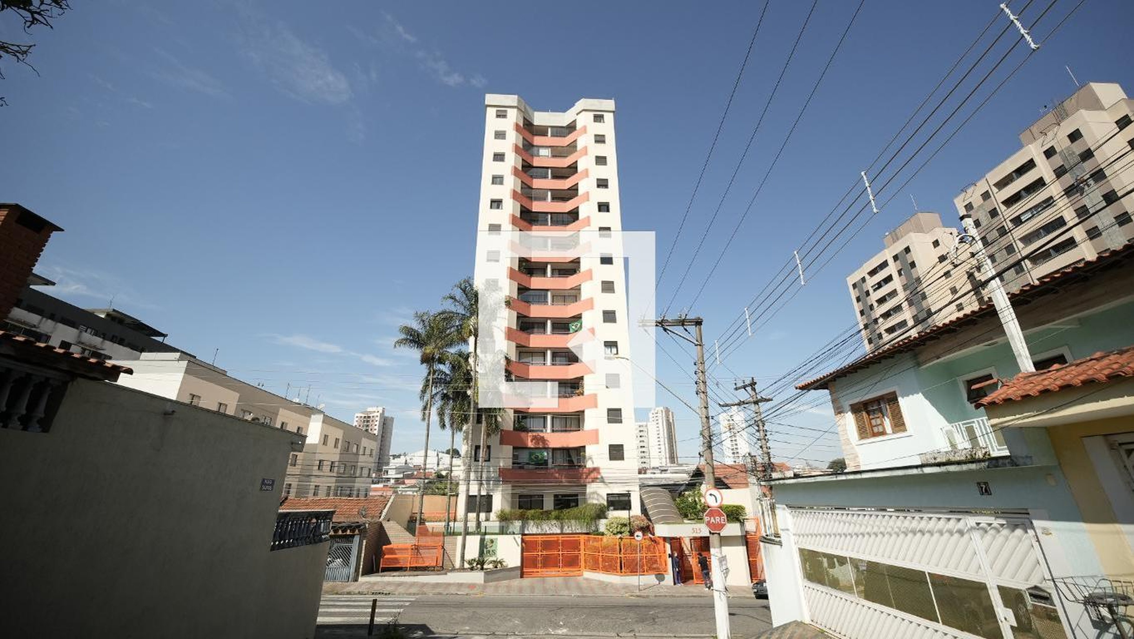 Fachada do Prédio Condomínio em Rua Xingu, 525