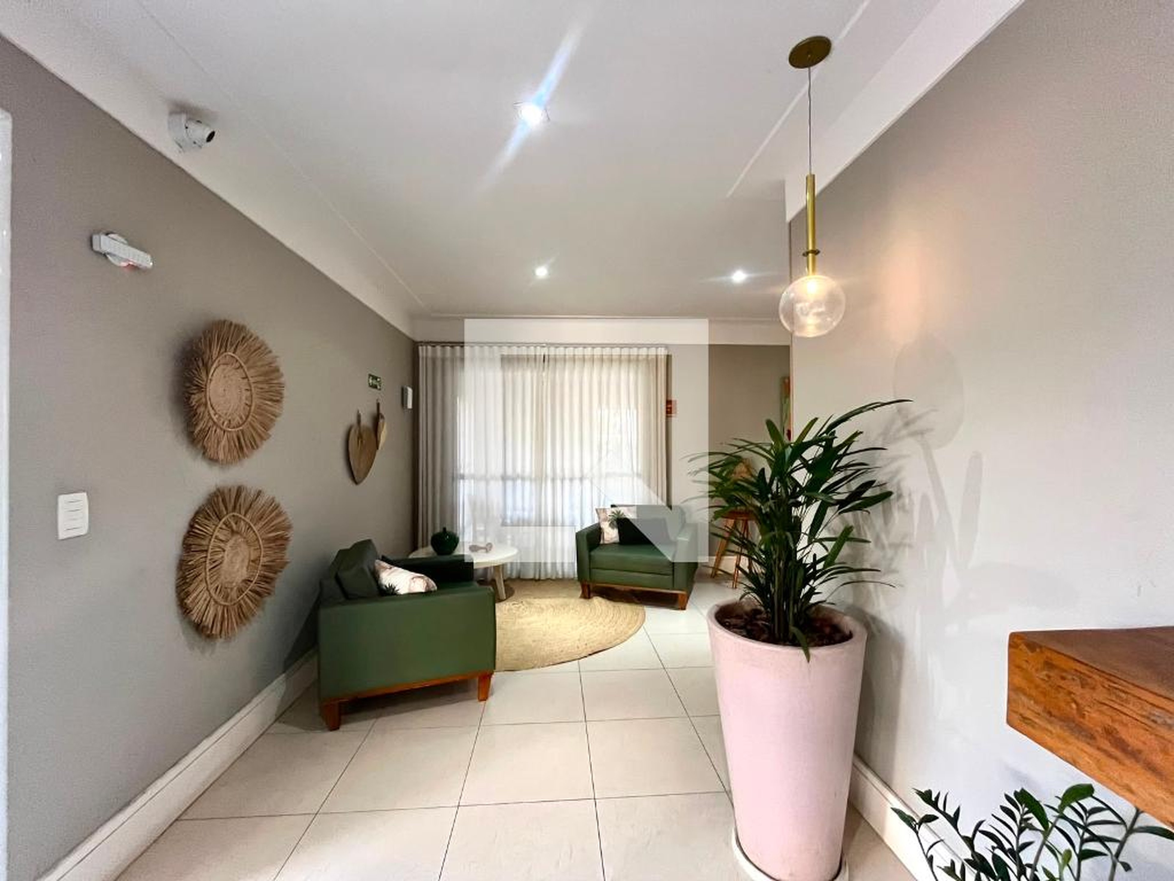 Hall social Condomínio em Avenida Maria Emília A. dos Santos de Angelis, 551