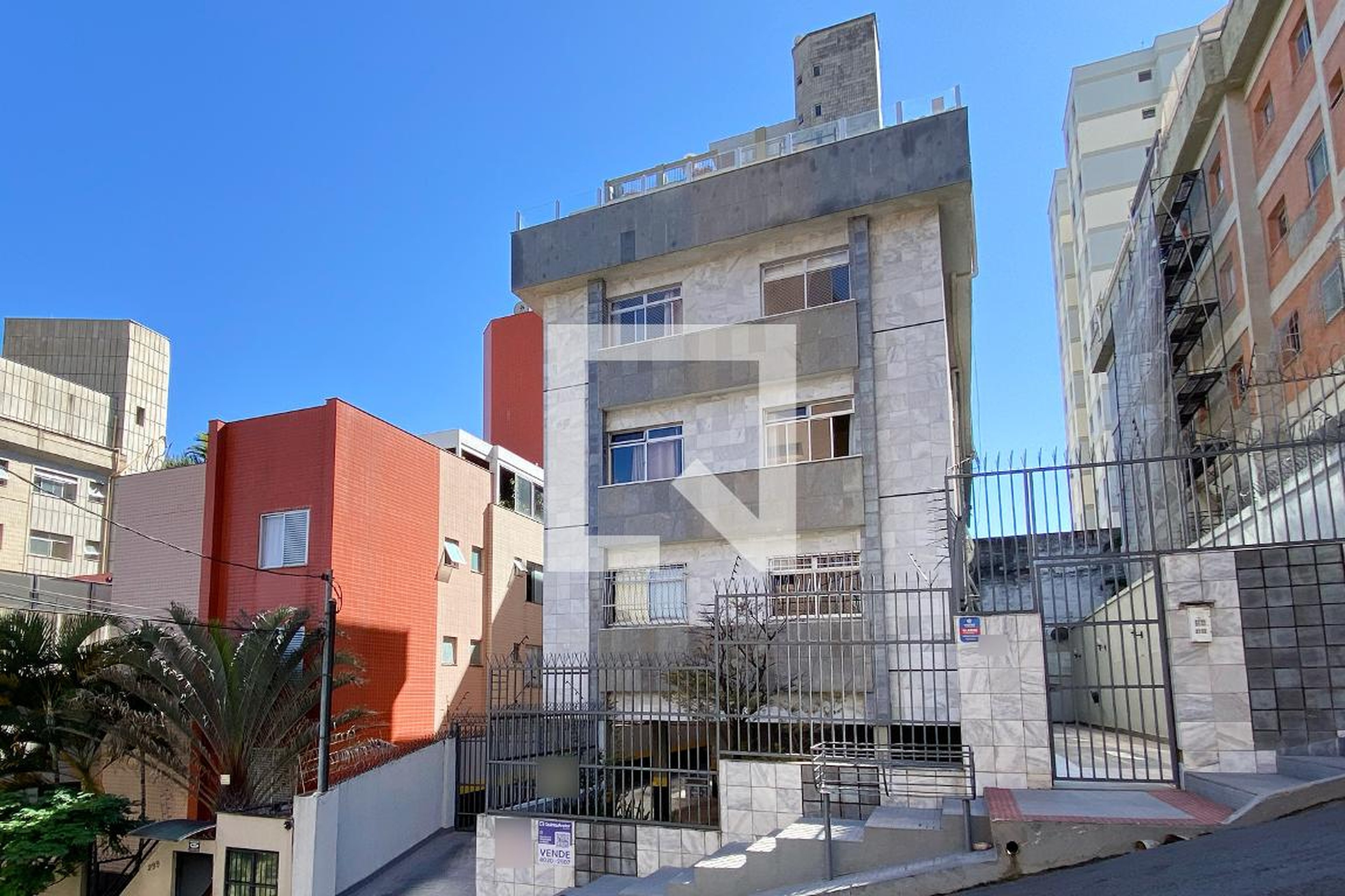 Fachada Condomínio em Rua Matipó, 309
