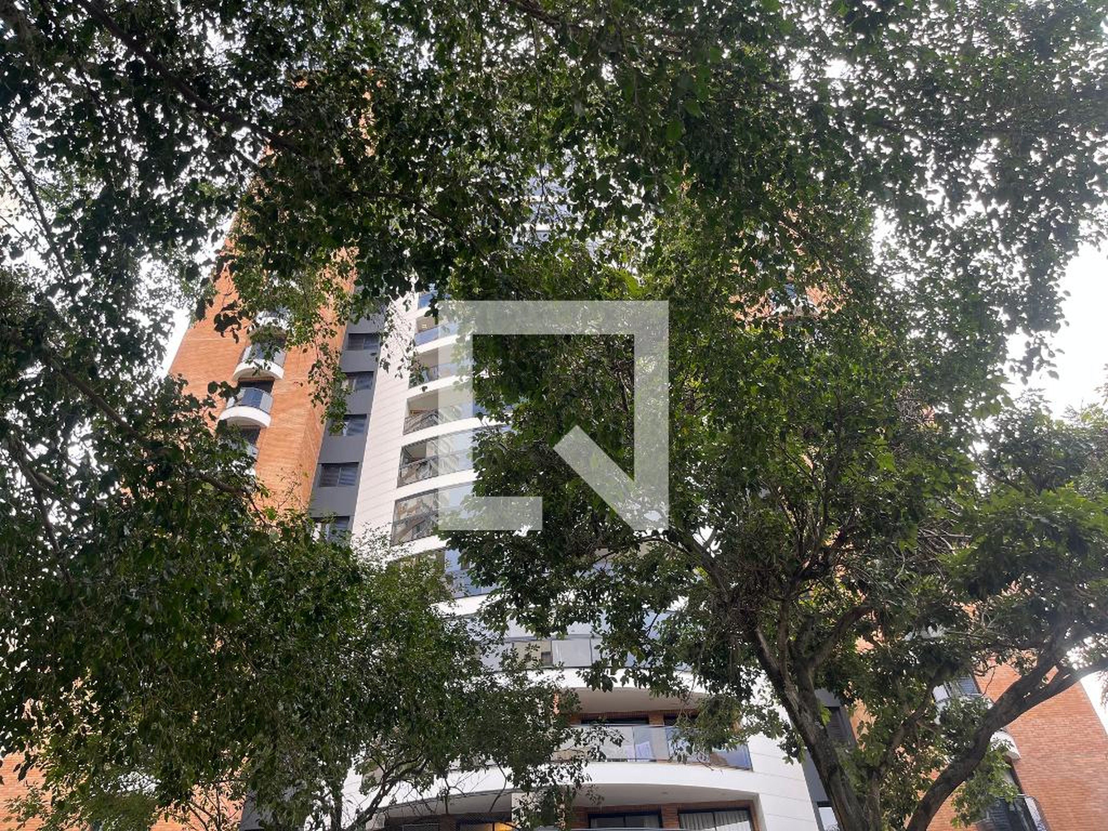 Fachada do Prédio Condomínio Outeiro dos Pássaros