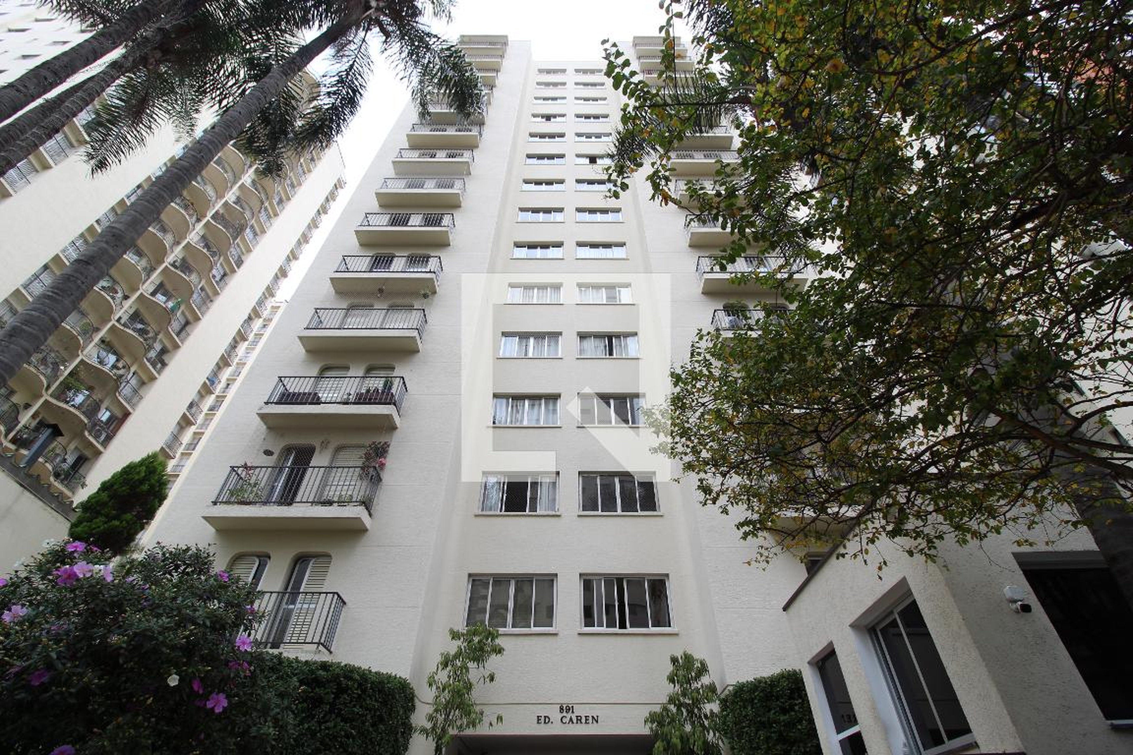 Fachada do Prédio Edifício Caren