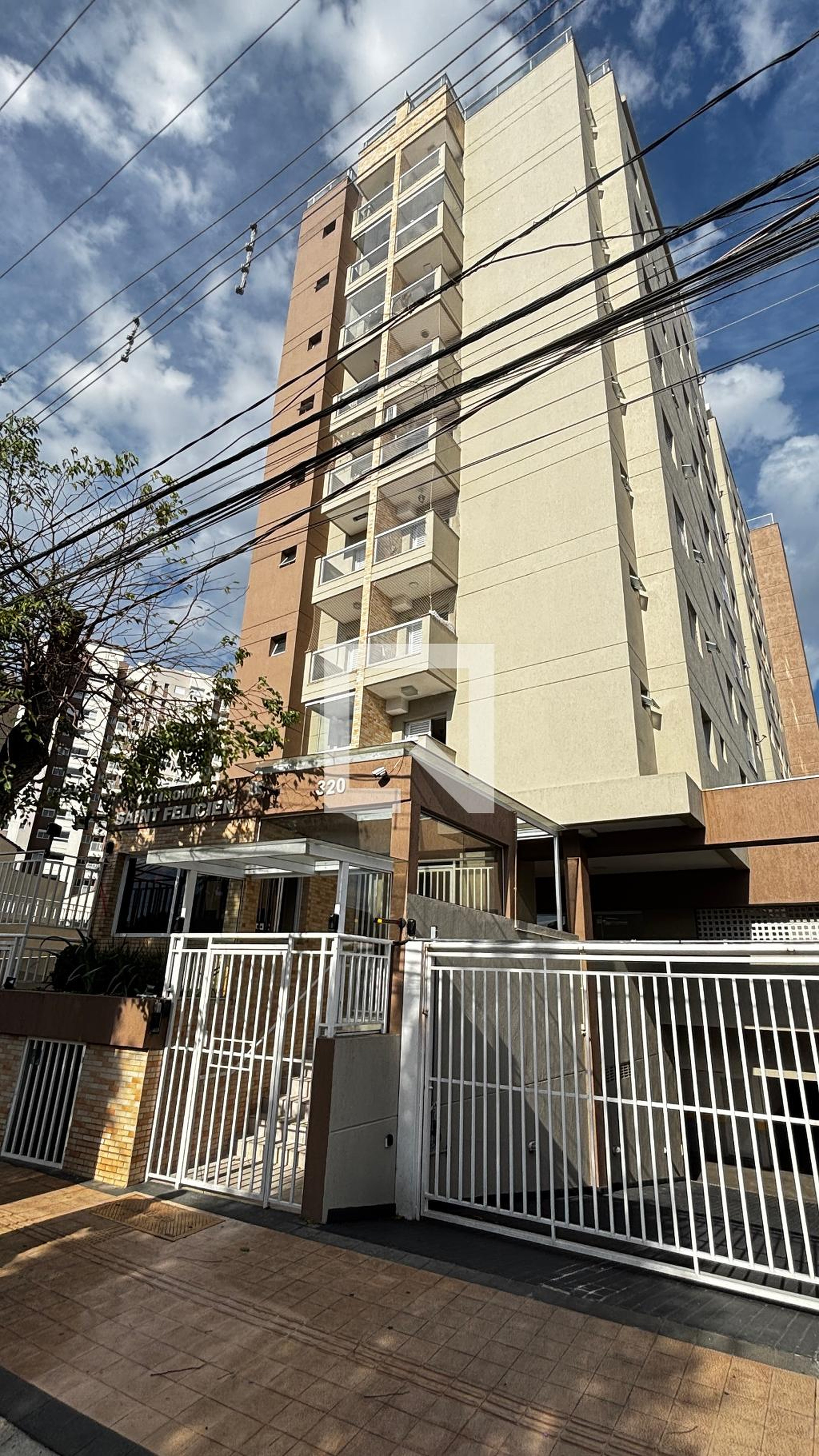 Fachada Condomínio Saint Felicien